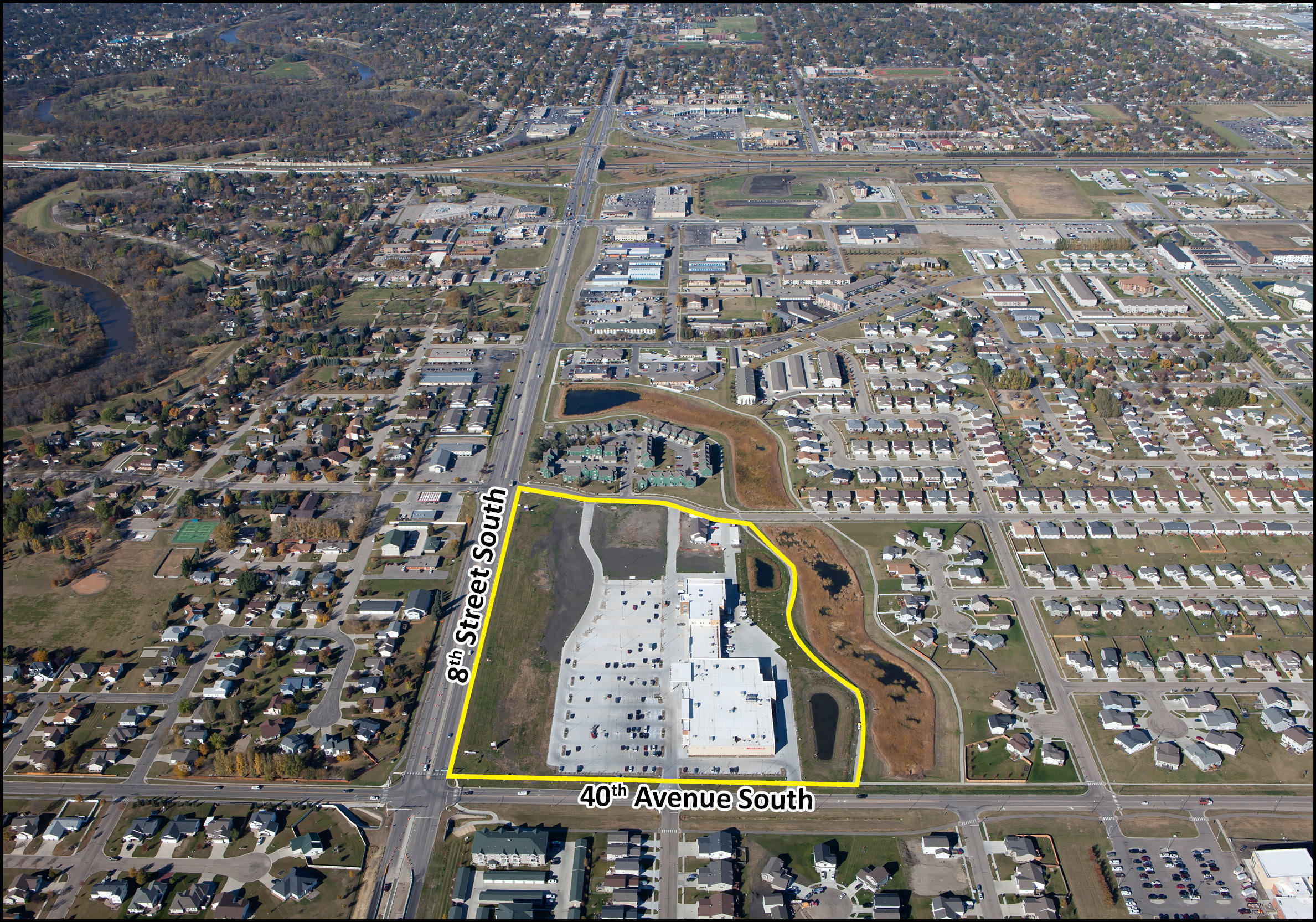 895 37th Ave S Property Photo 2