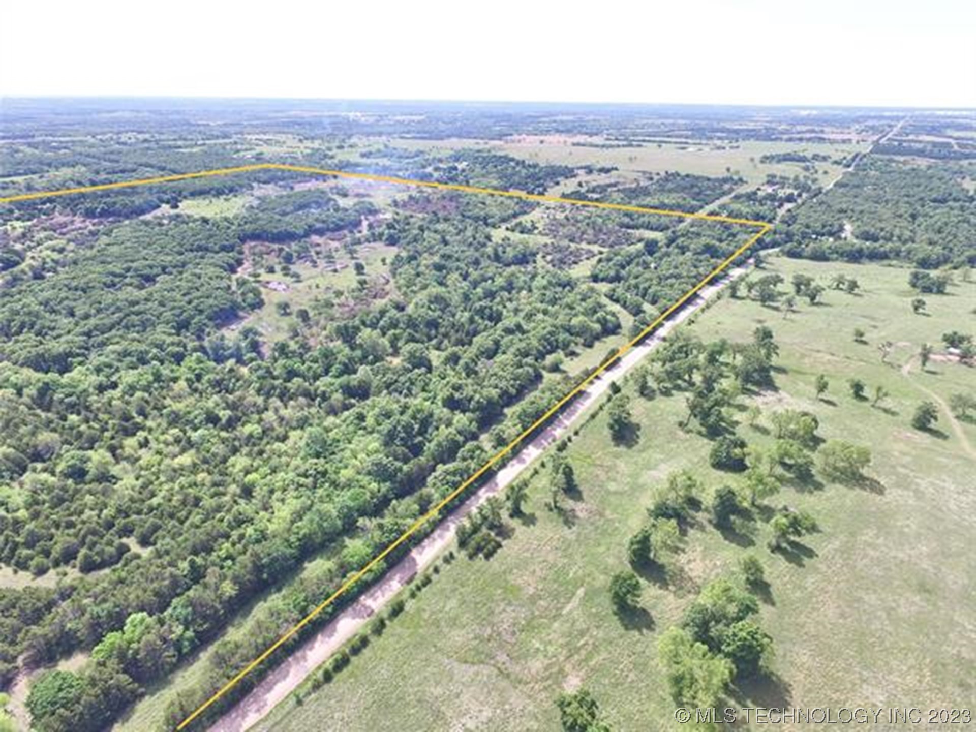 E Fairlawn Road Property Photo 6