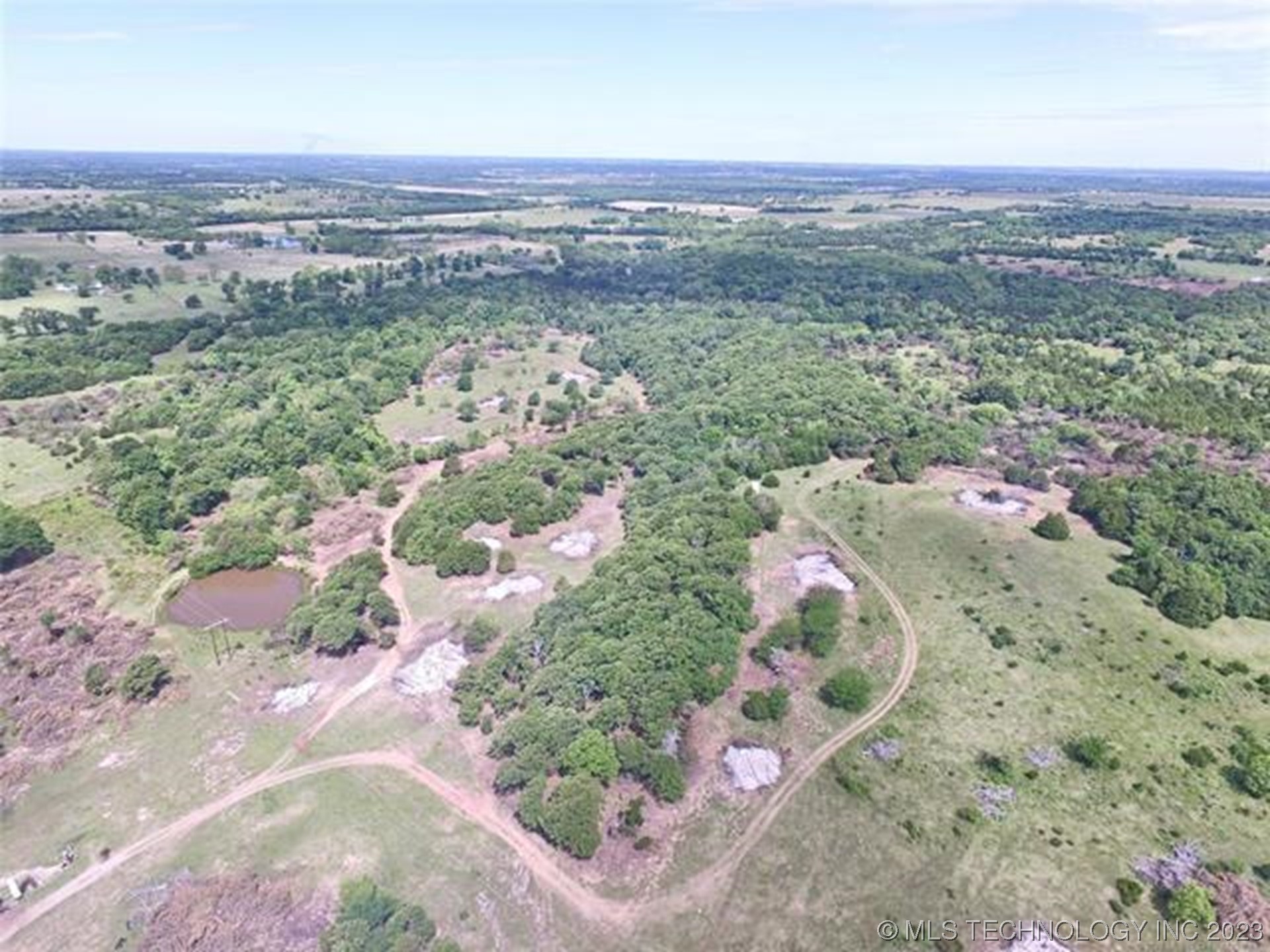 E Fairlawn Road Property Photo 13