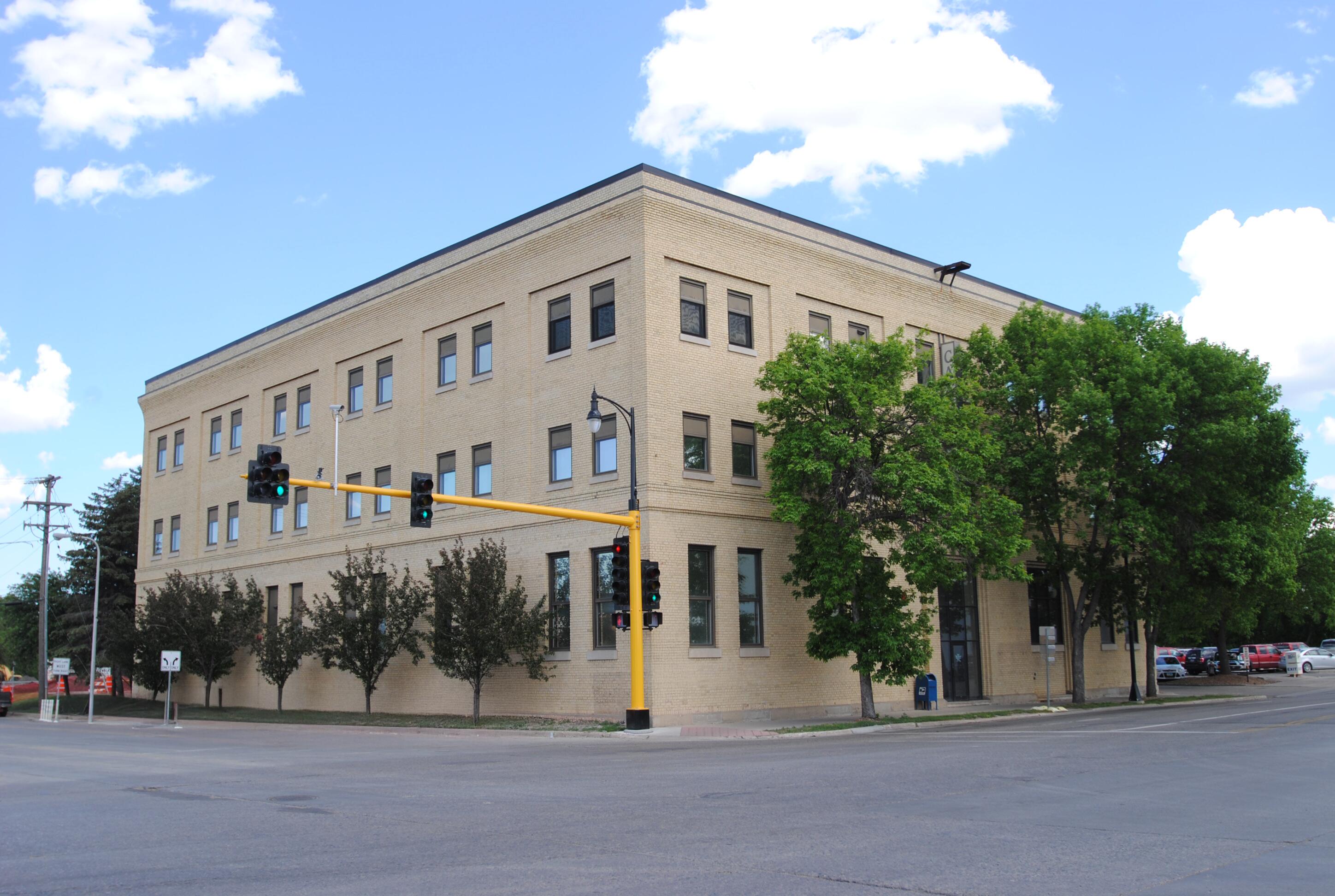 1 2nd Street N Property Photo 1