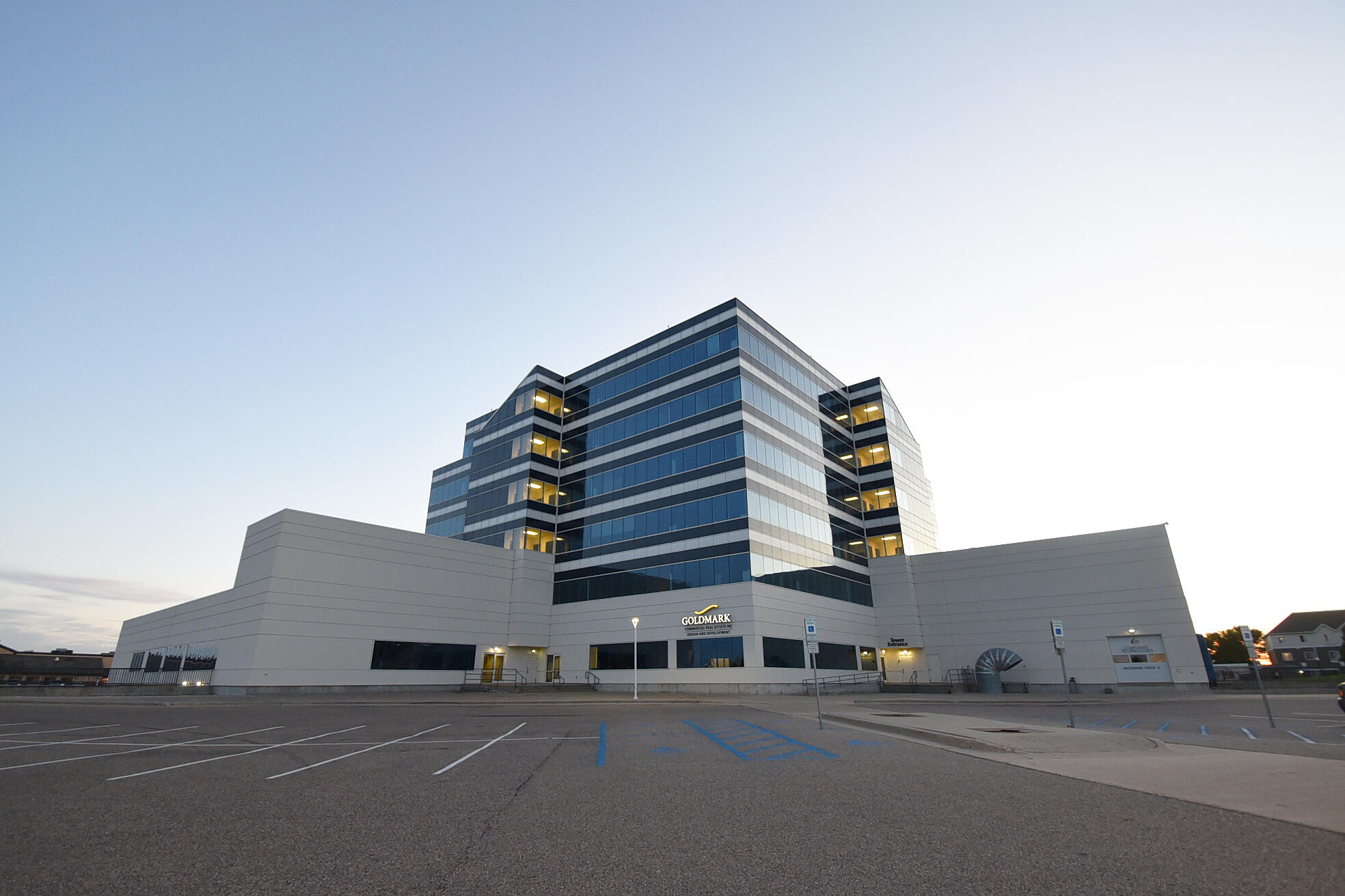 2000 44th Street S Property Photo 9