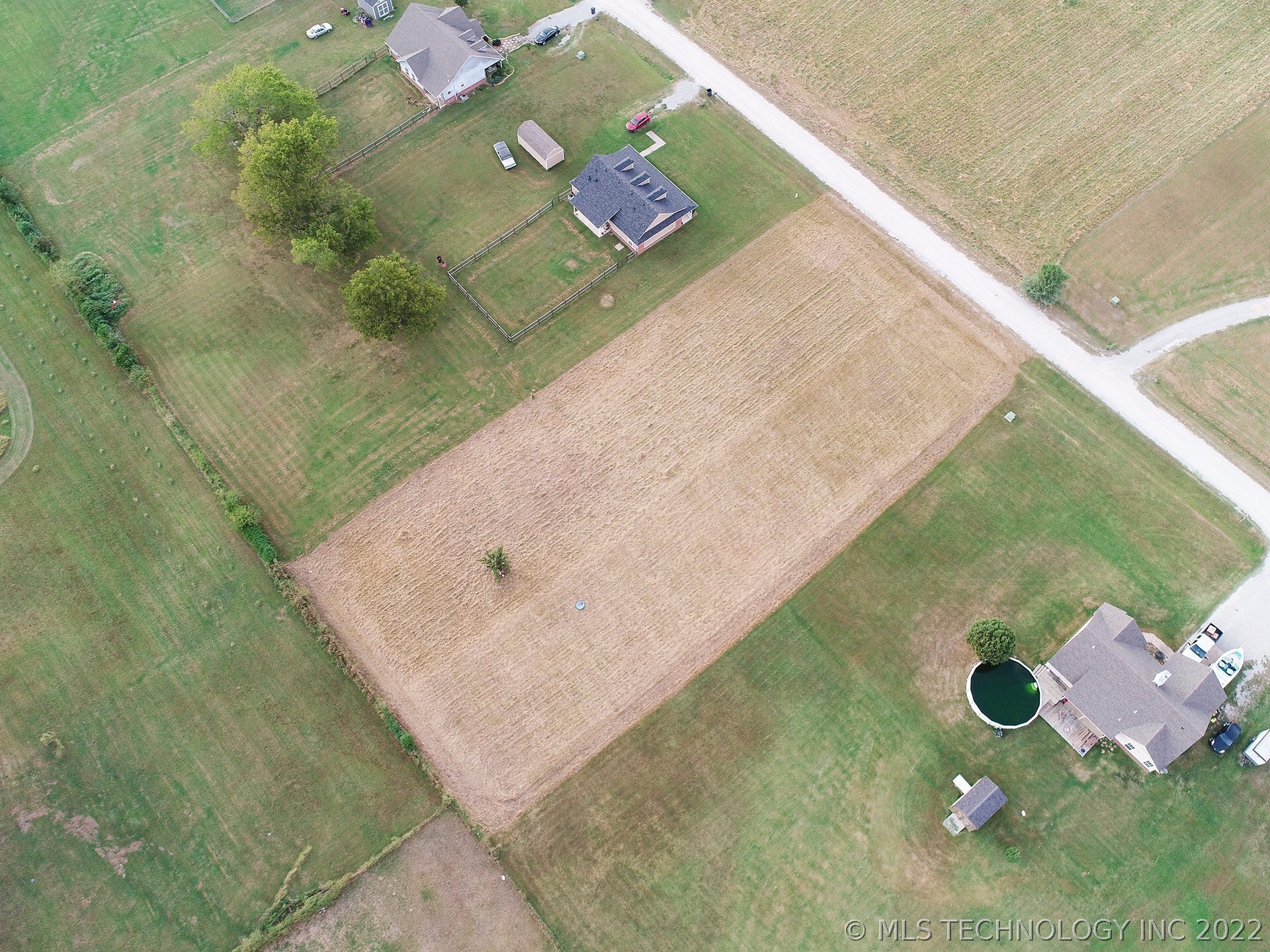 398300 W 3230 Drive Property Photo 15