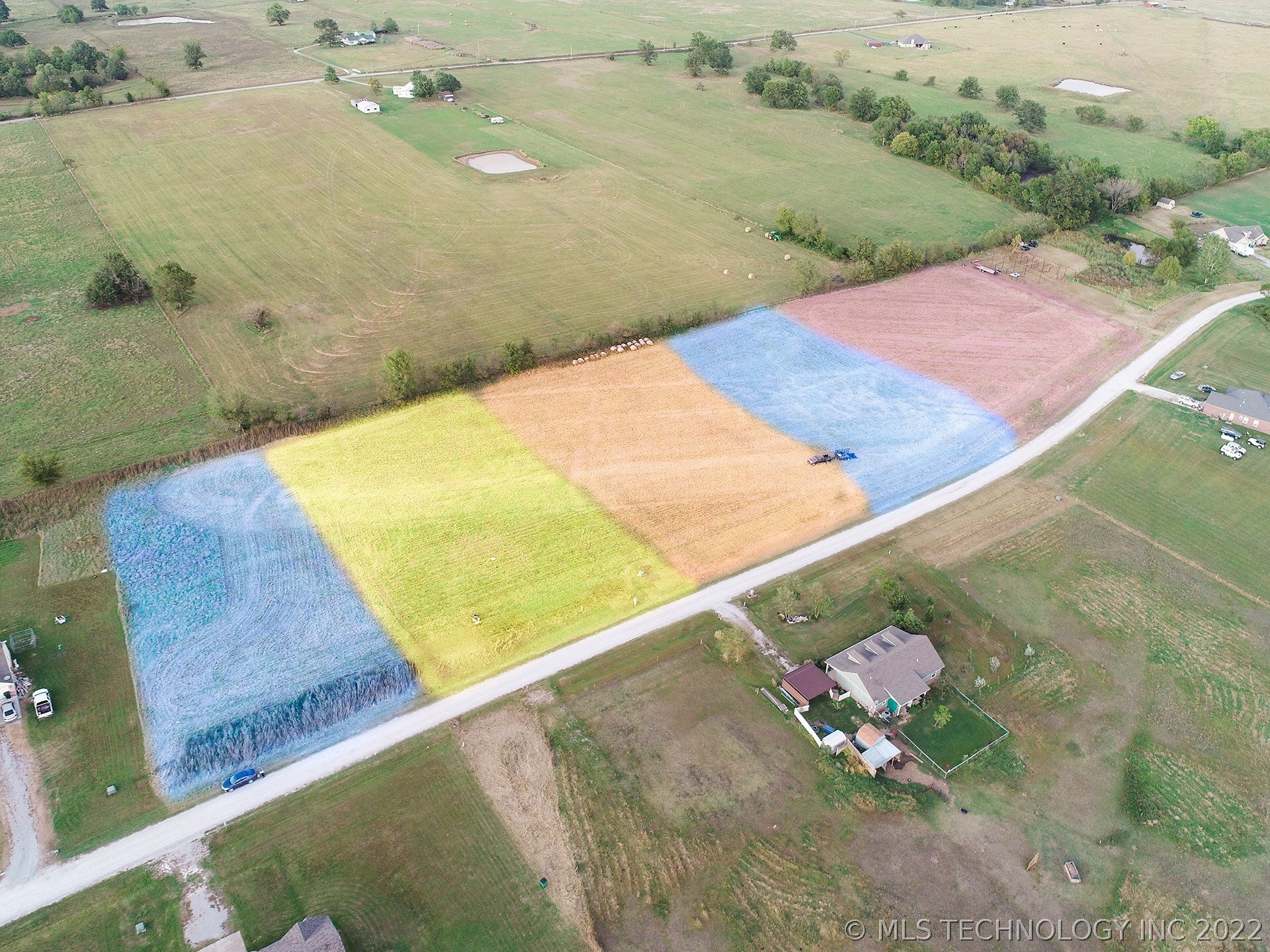 398322 W 3230 Drive Property Photo 9