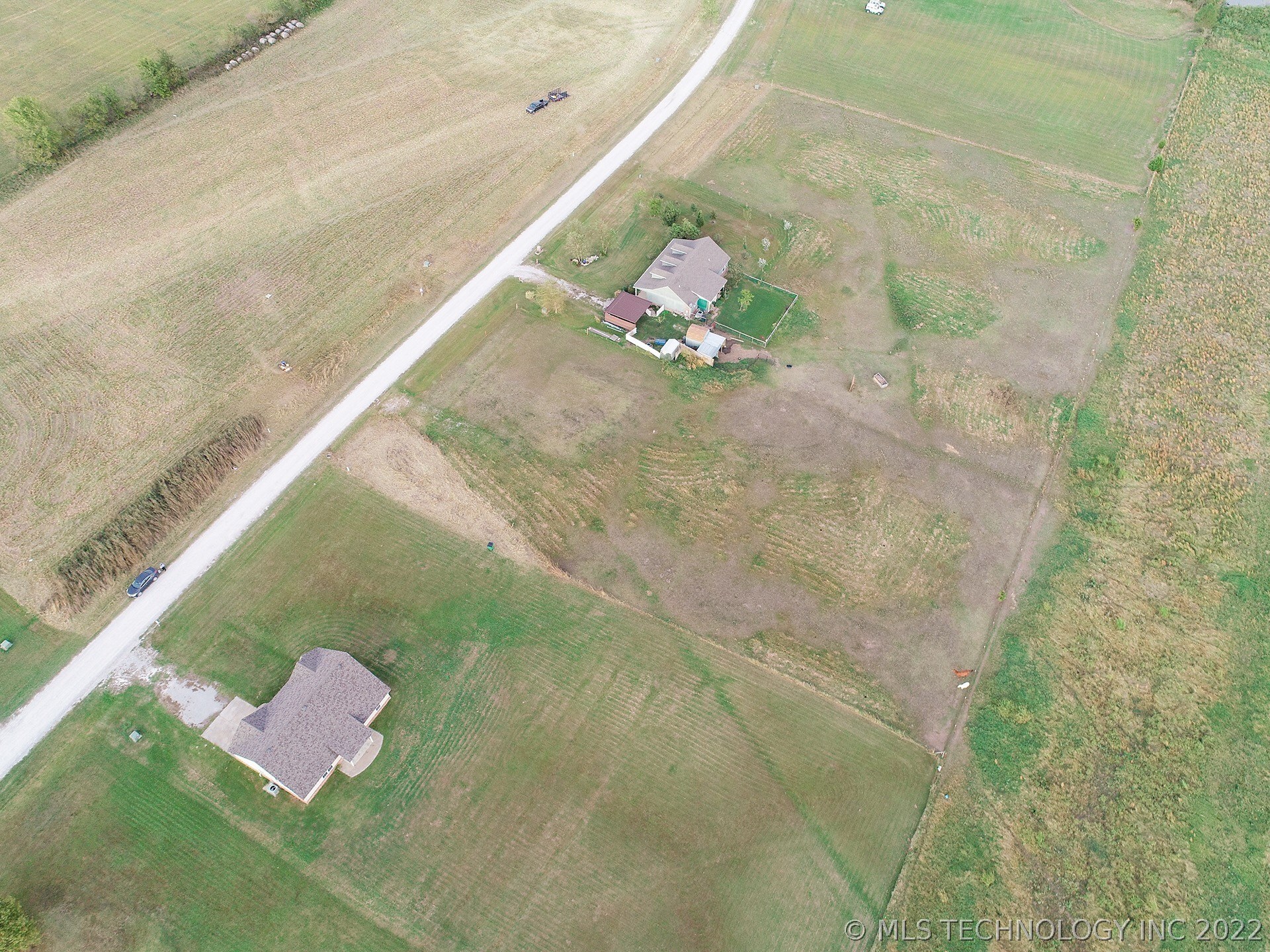 398322 W 3230 Drive Property Photo 19