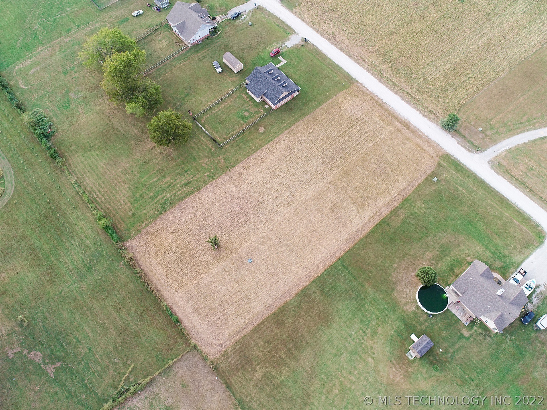 398322 W 3230 Drive Property Photo 26