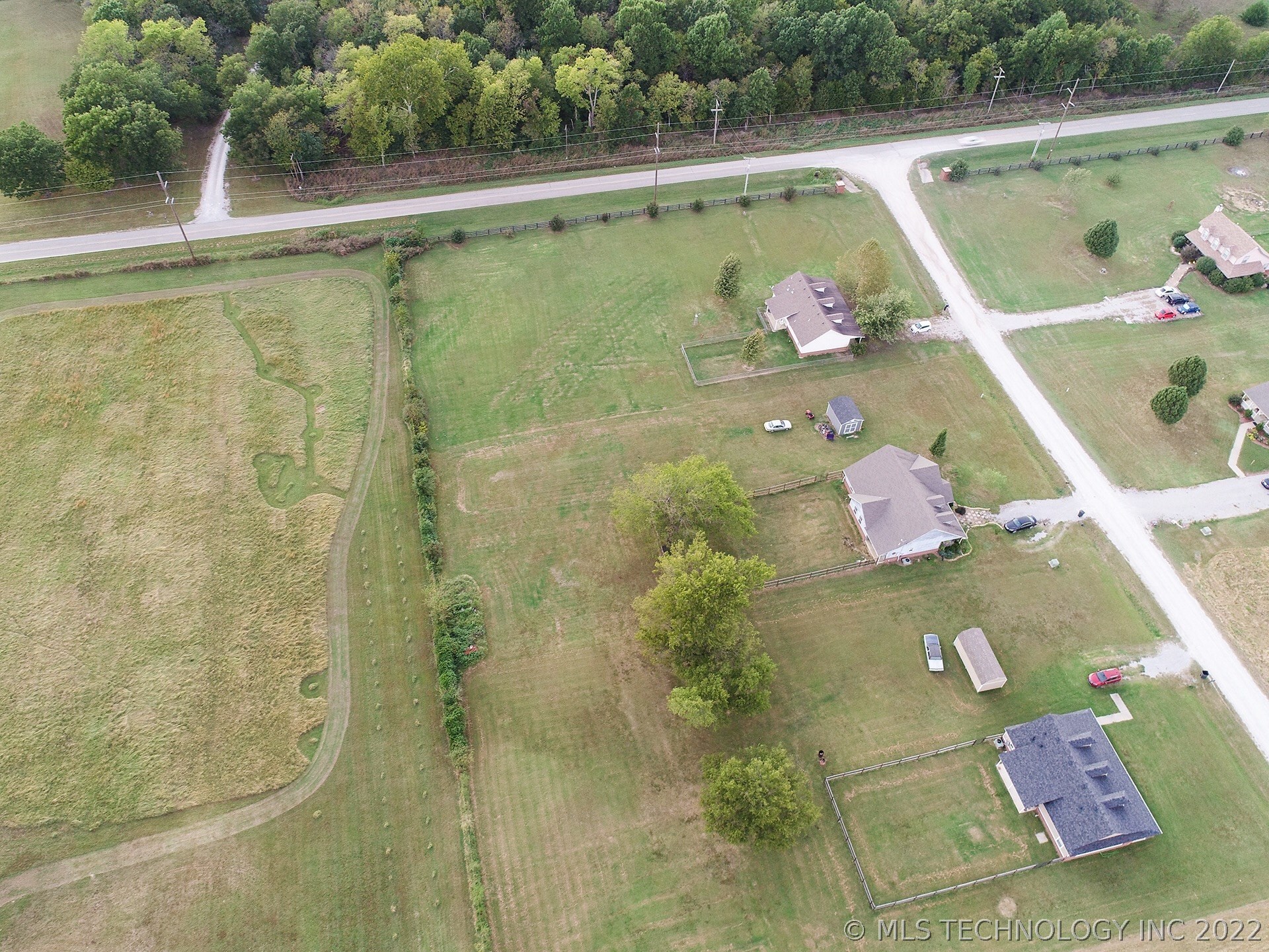 398322 W 3230 Drive Property Photo 27