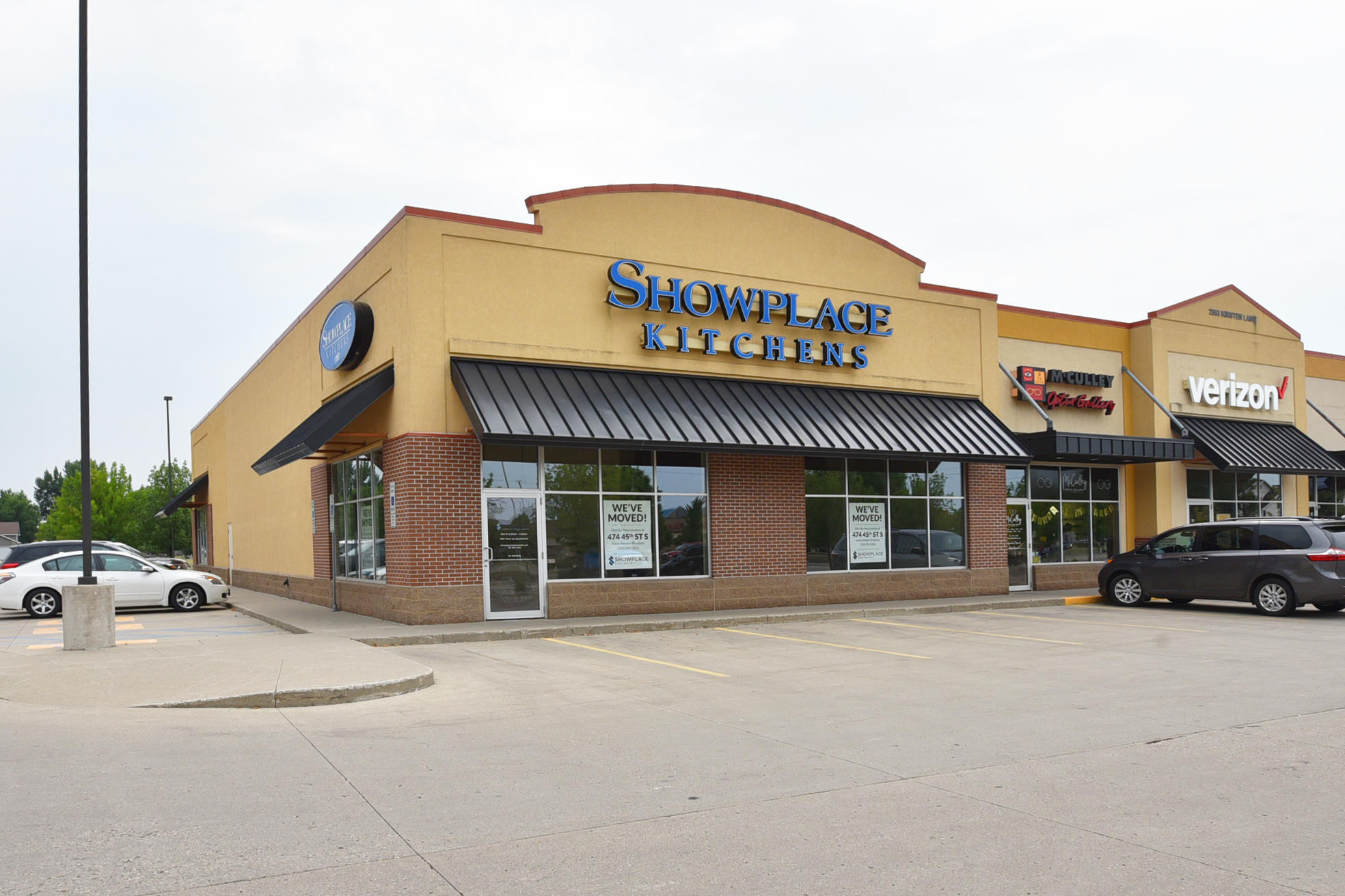 2553 Kirsten Lane S Property Photo 1