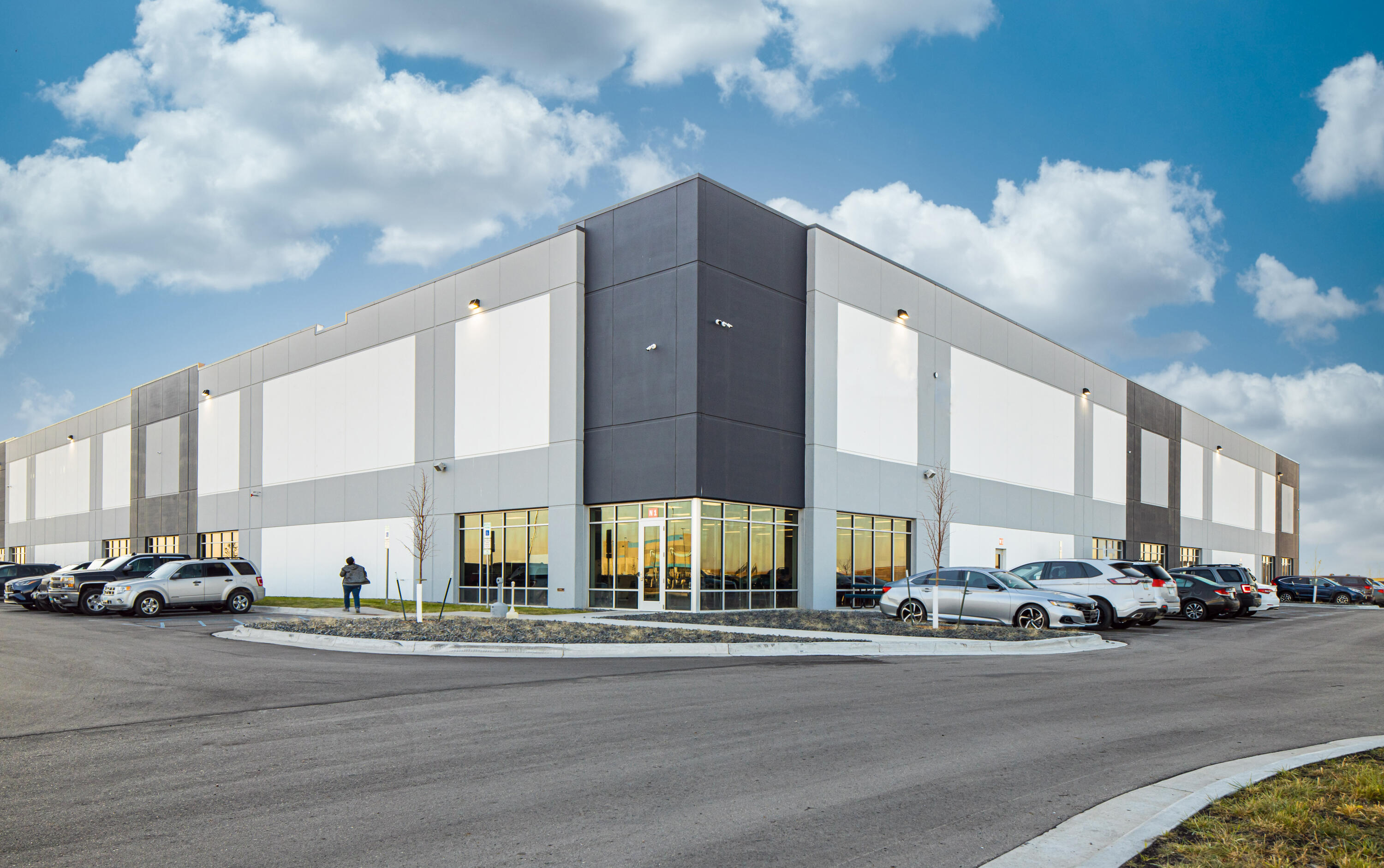 3701 40th Avenue Nw Property Photo 2