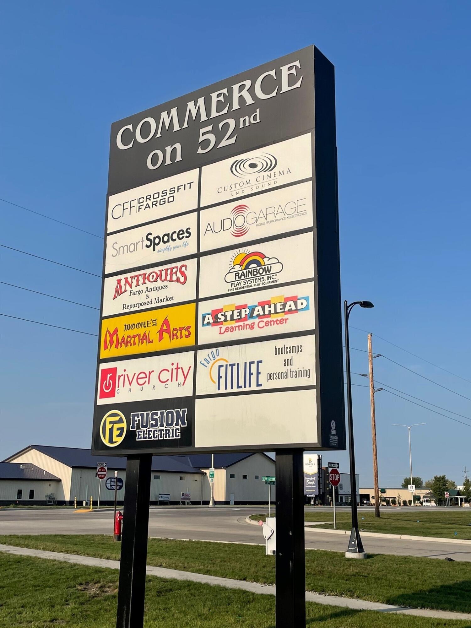 5258 51 Avenue S Property Photo 2