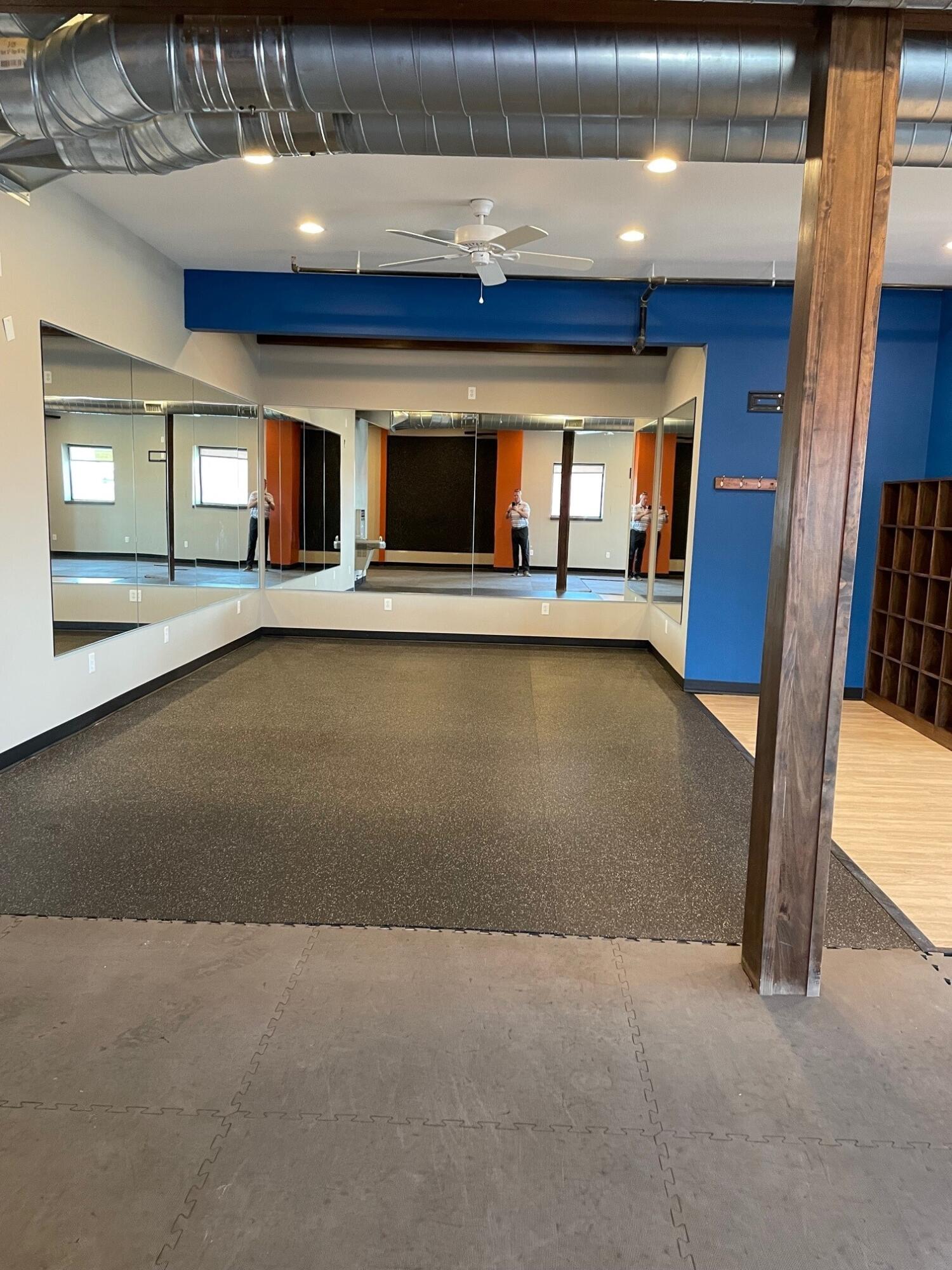 5258 51 Avenue S Property Photo 6