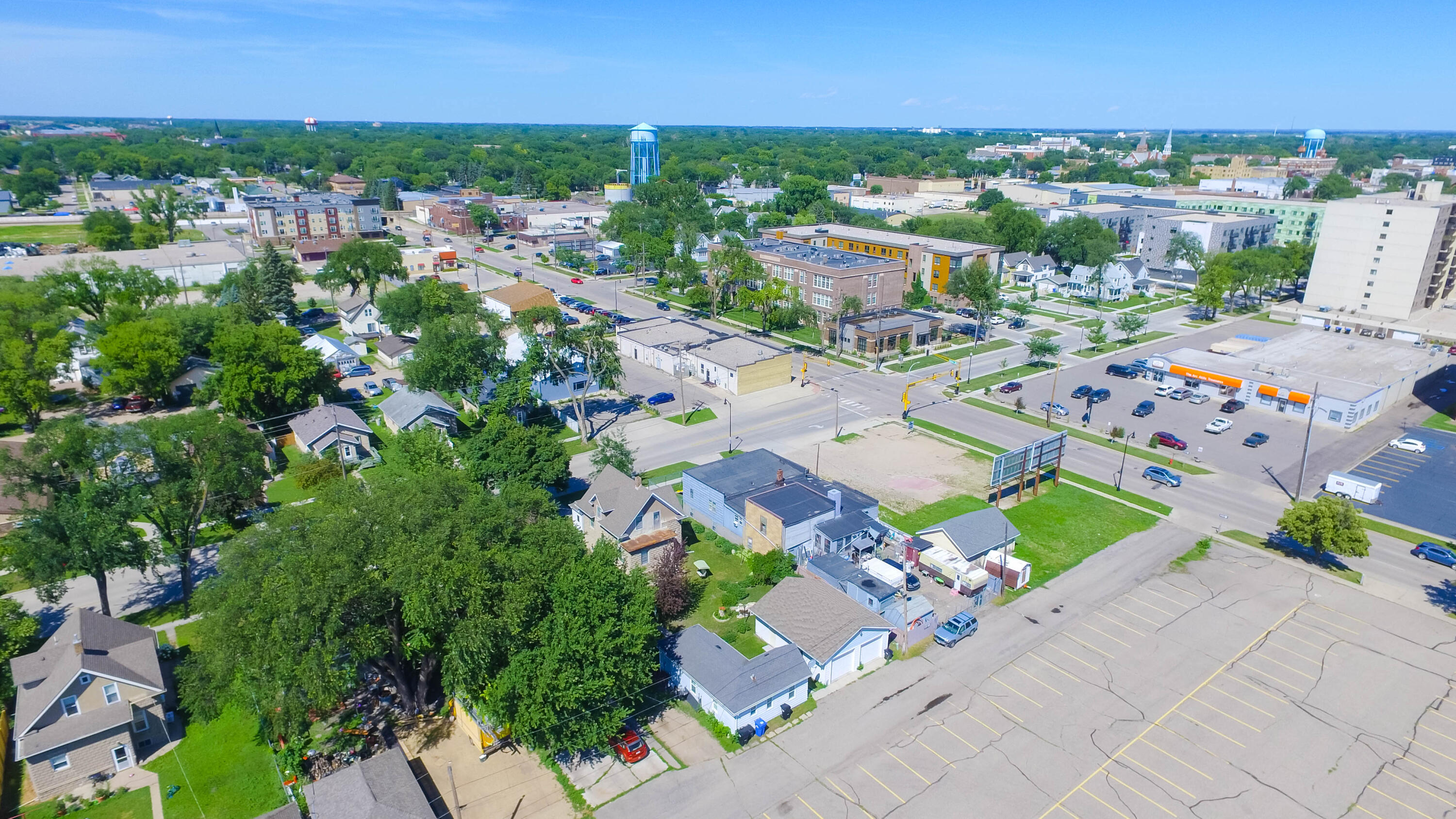 216 N University Drive Property Photo 10