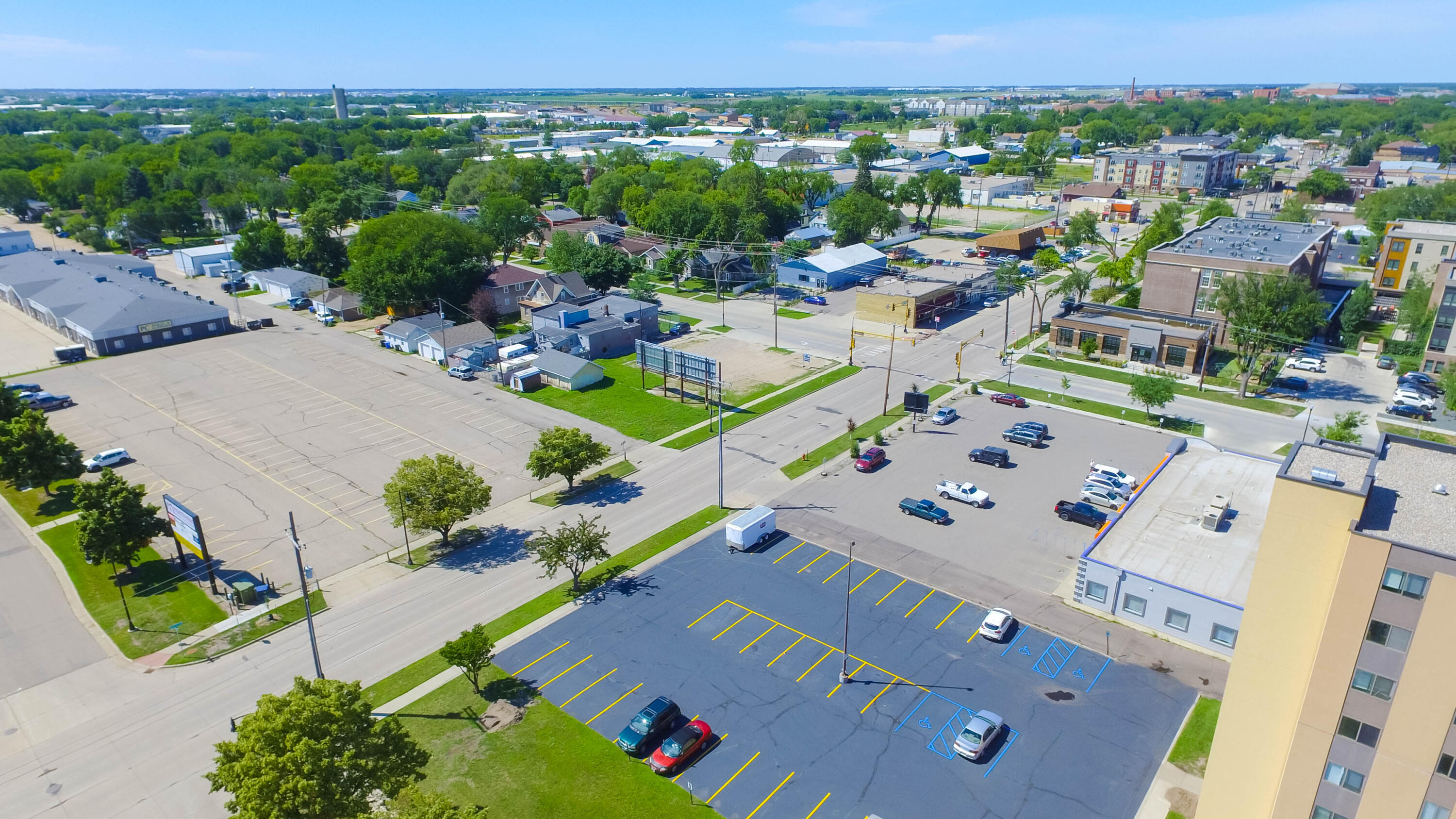 216 N University Drive Property Photo 13