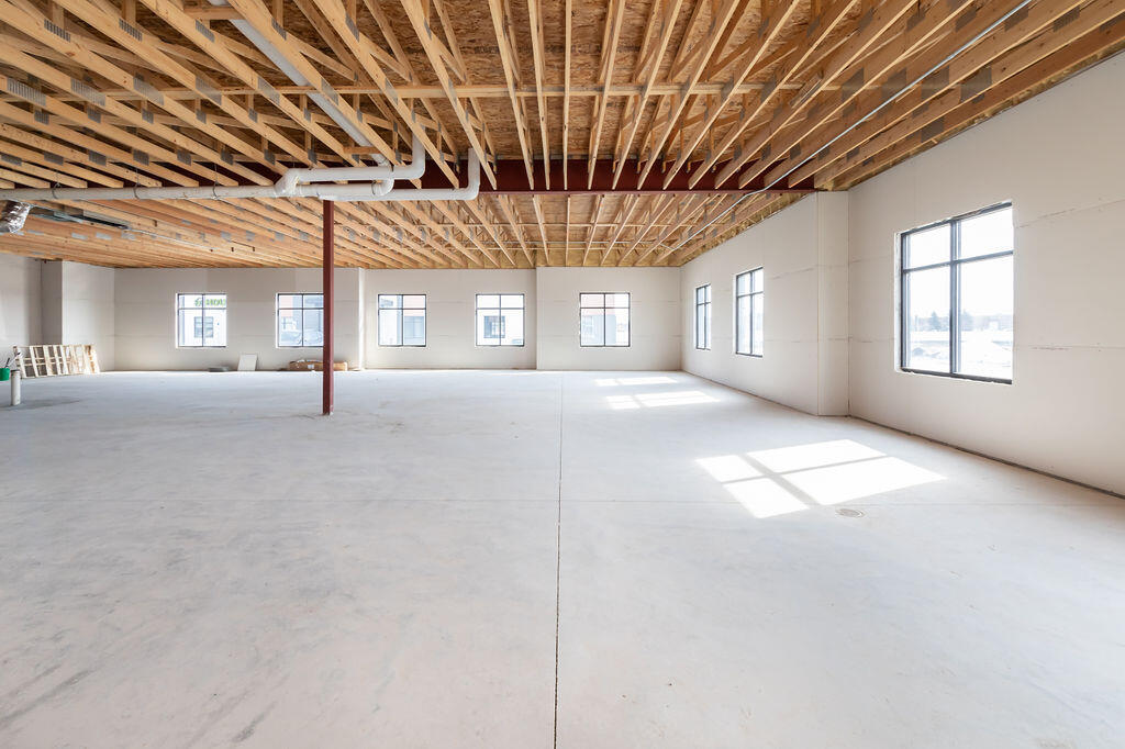 4399 S Columbia Rd Property Photo 5