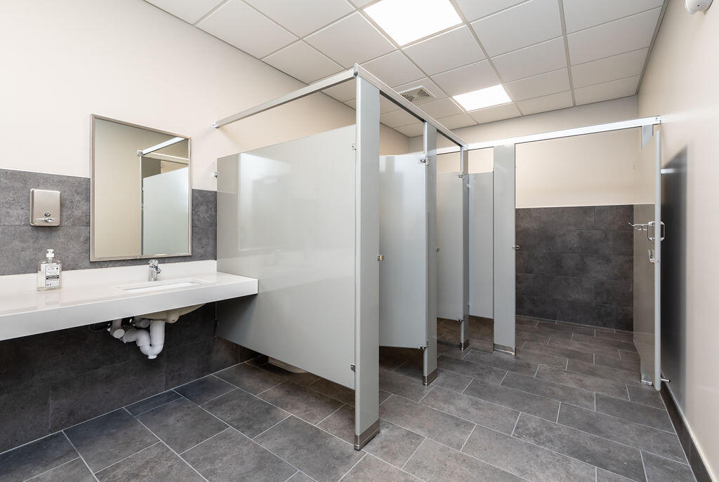 4399 S Columbia Rd Property Photo 6