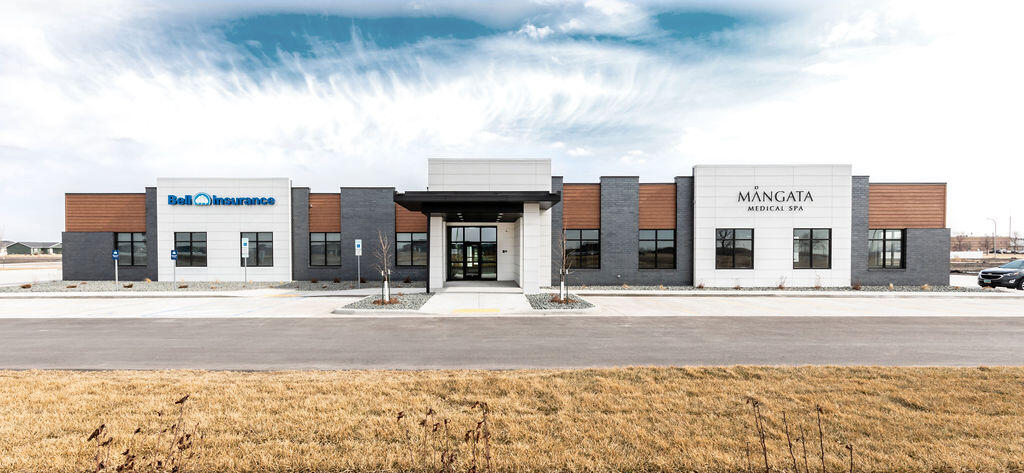 4303 S Columbia Rd Property Photo 1