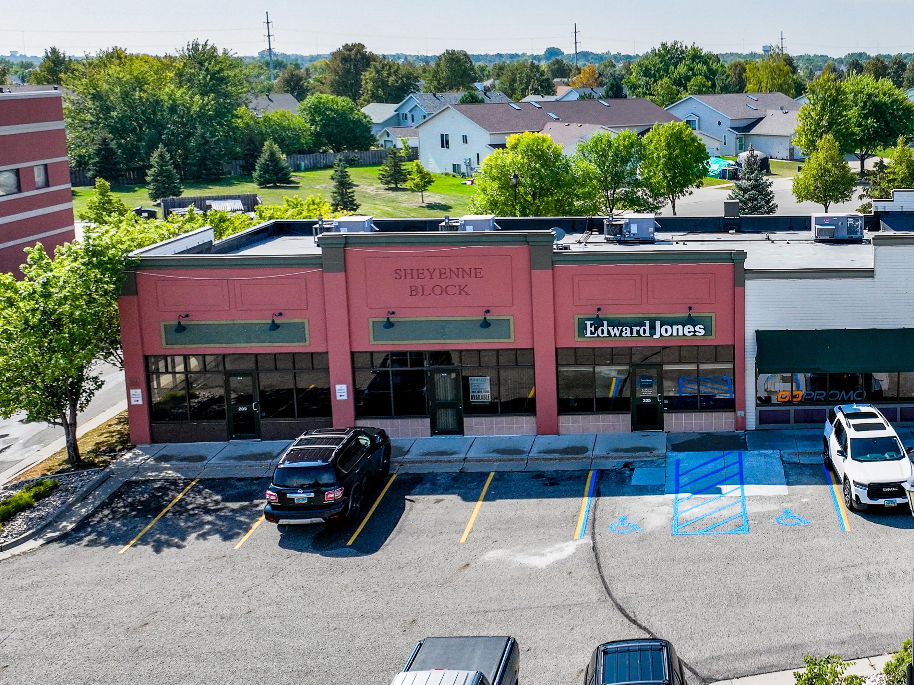 1365 Prairie Parkway Parkway Property Photo 1