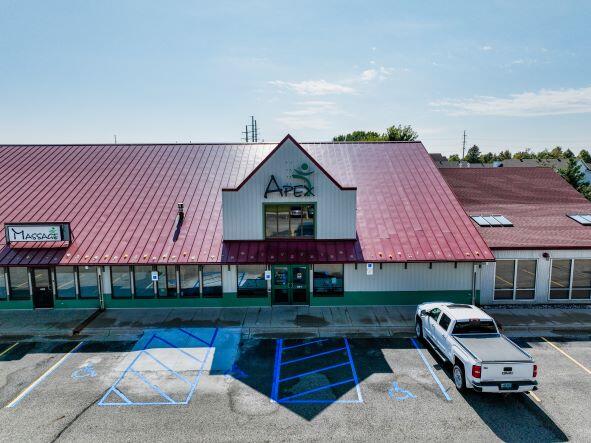 1420 9th Street E Property Photo 1