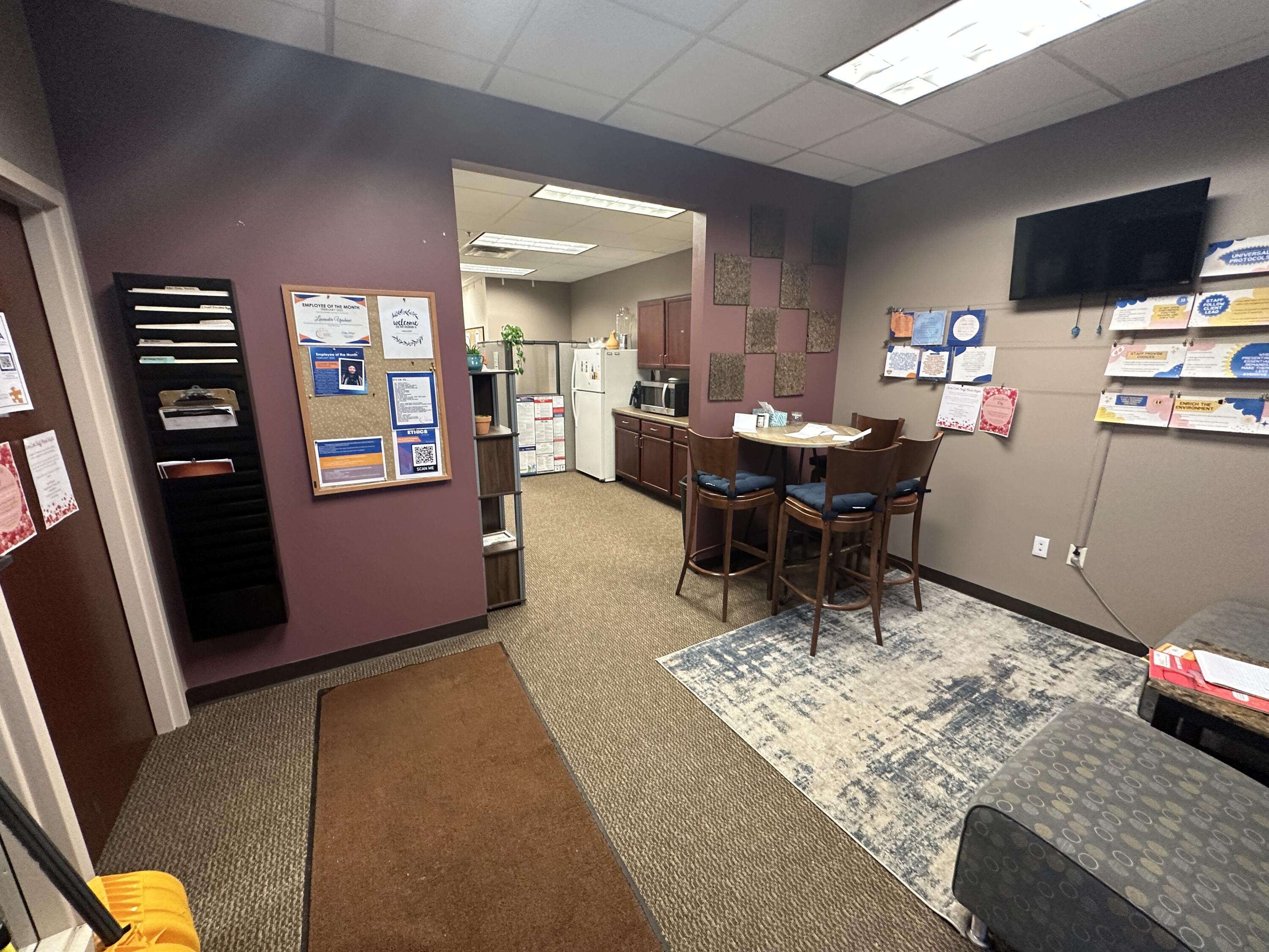 1405 Prairie Parkway Parkway Property Photo 3