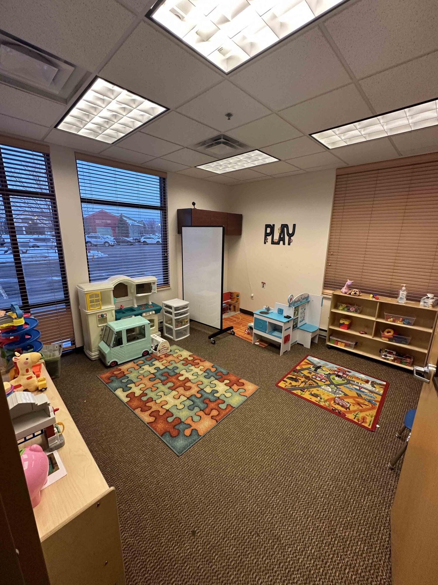 1405 Prairie Parkway Parkway Property Photo 7