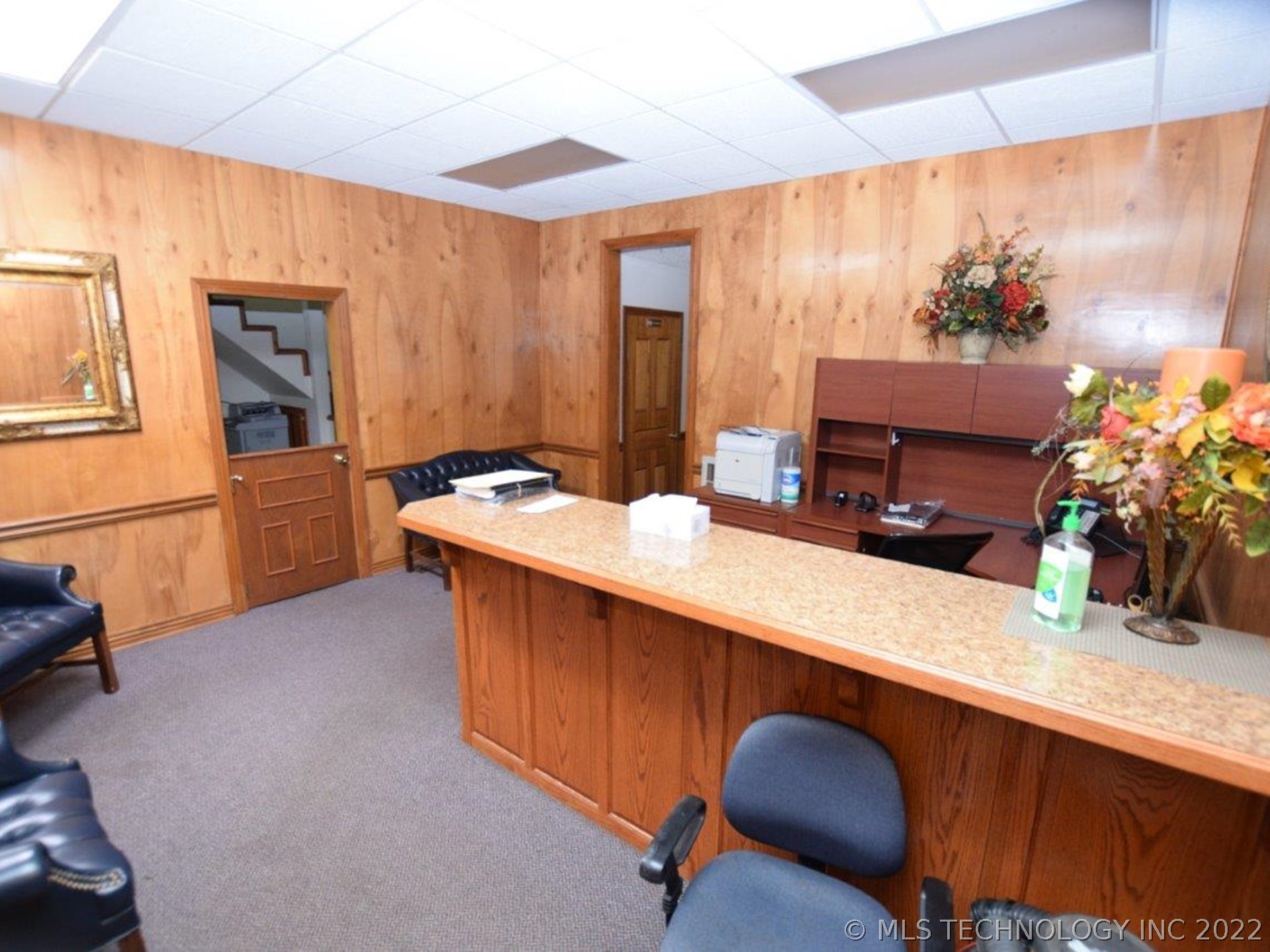 400 W Division Street Property Photo 16