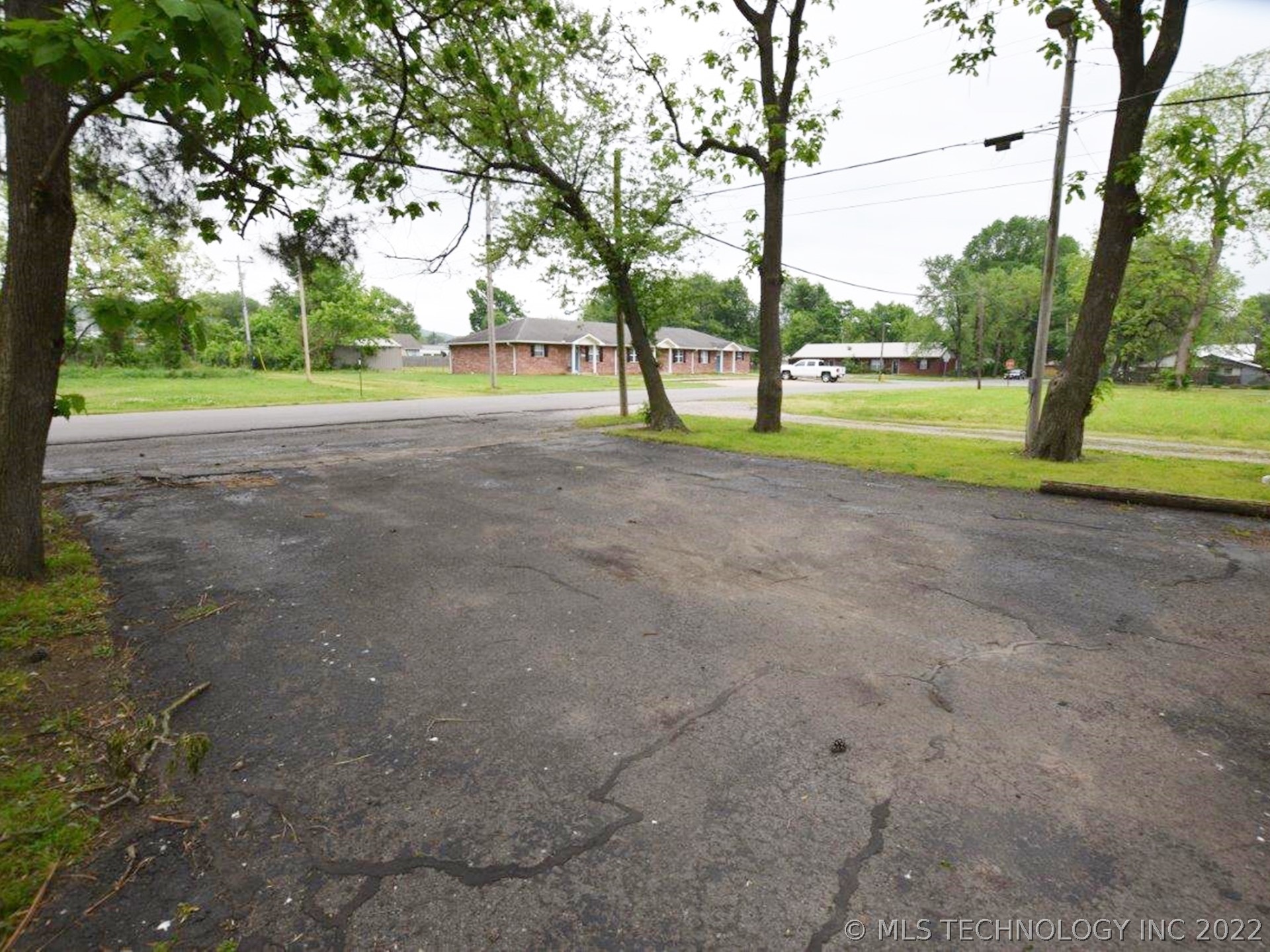 400 W Division Street Property Photo 35