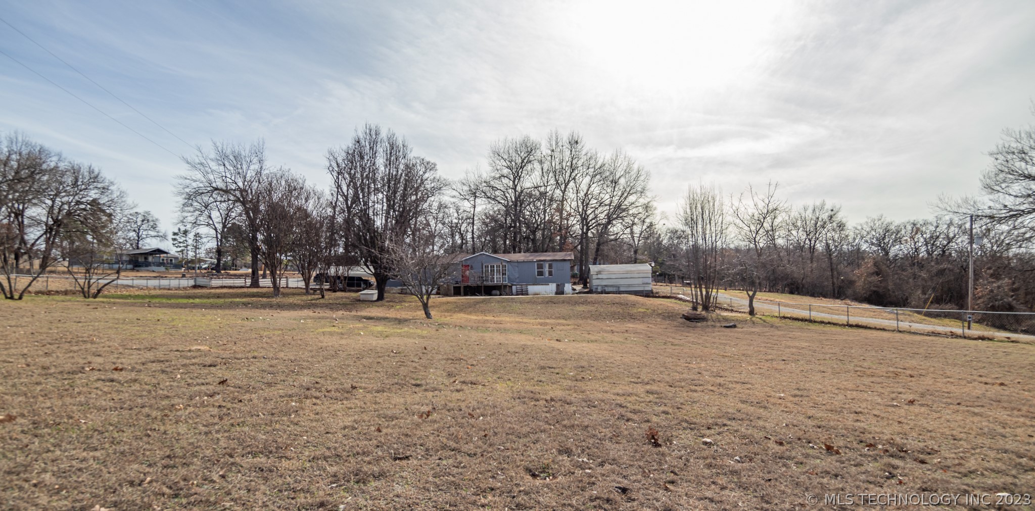 219 Mistletoe Lane Property Photo 5