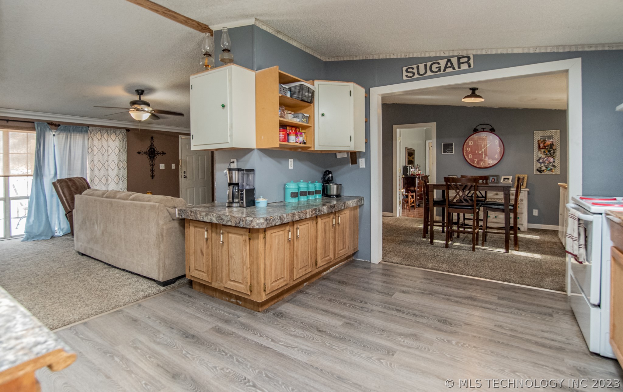 219 Mistletoe Lane Property Photo 12