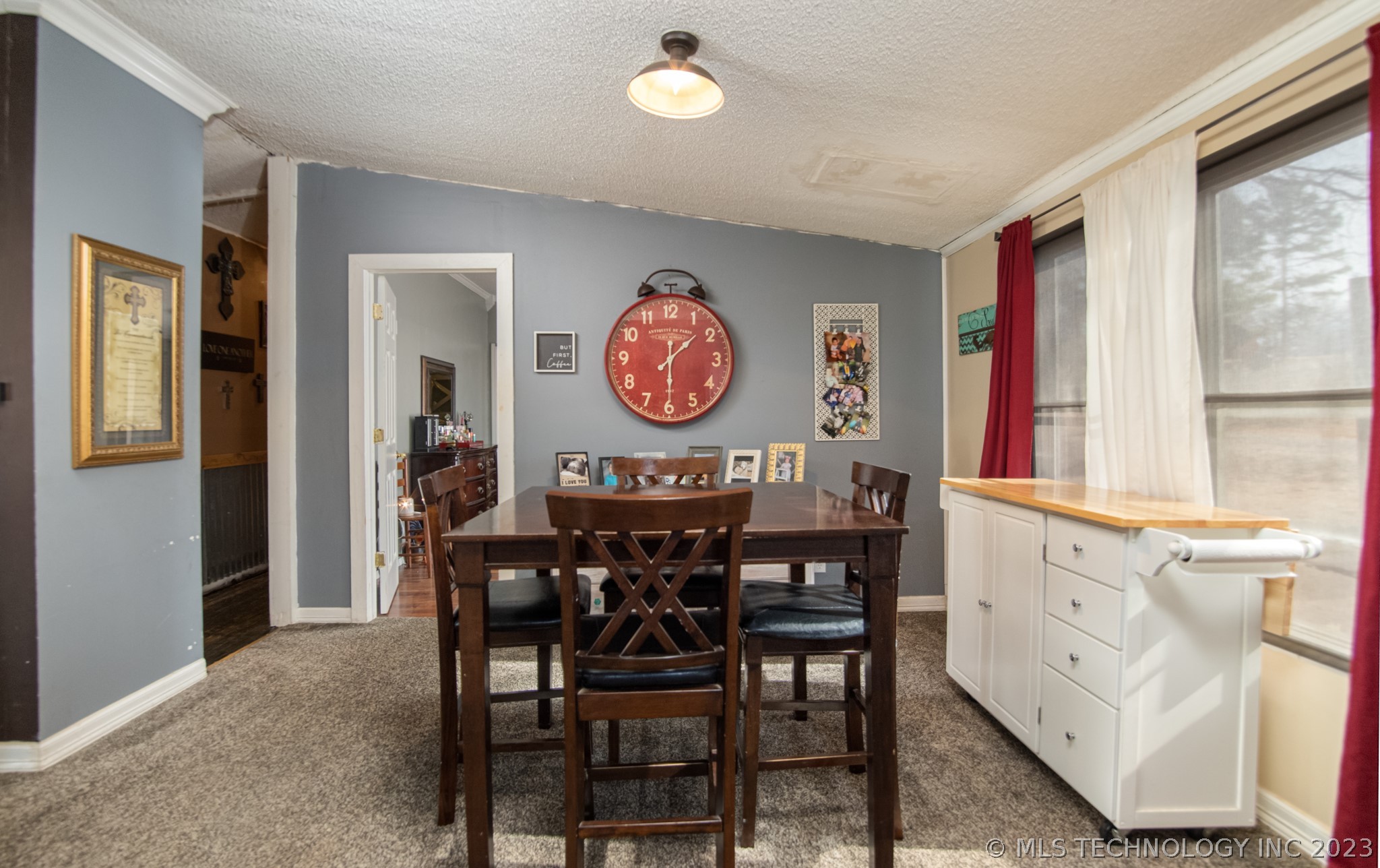 219 Mistletoe Lane Property Photo 13