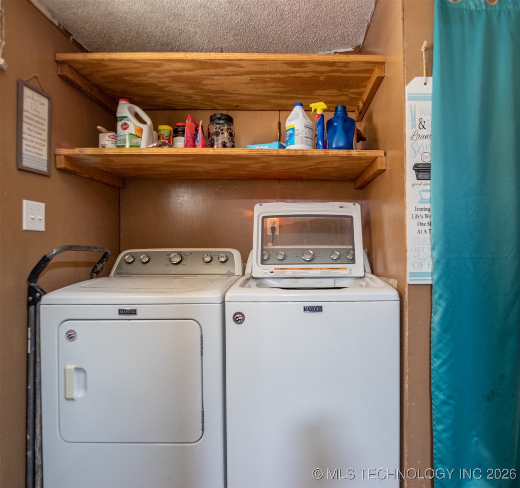 219 Mistletoe Lane Property Photo 21