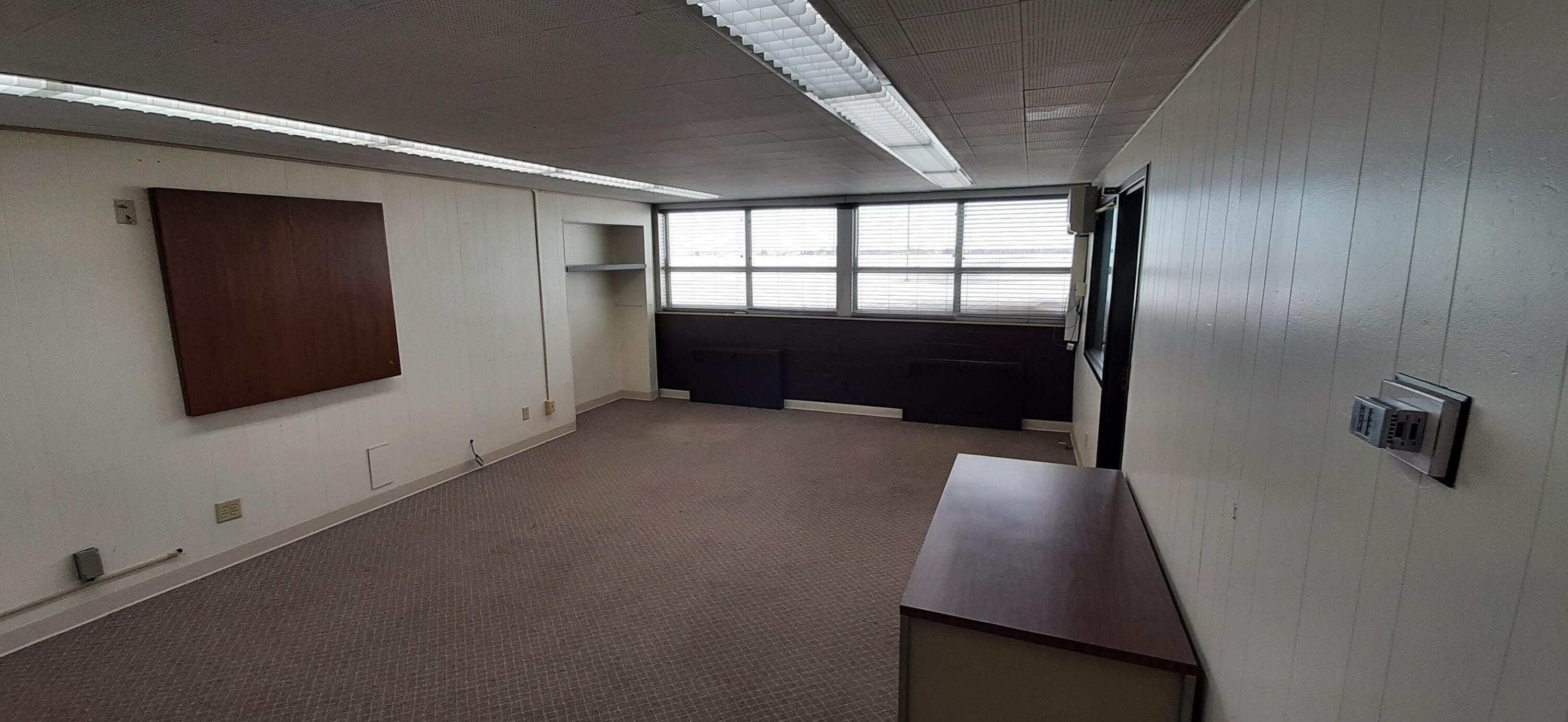 1801 23rd Ave Avenue N Property Photo 2