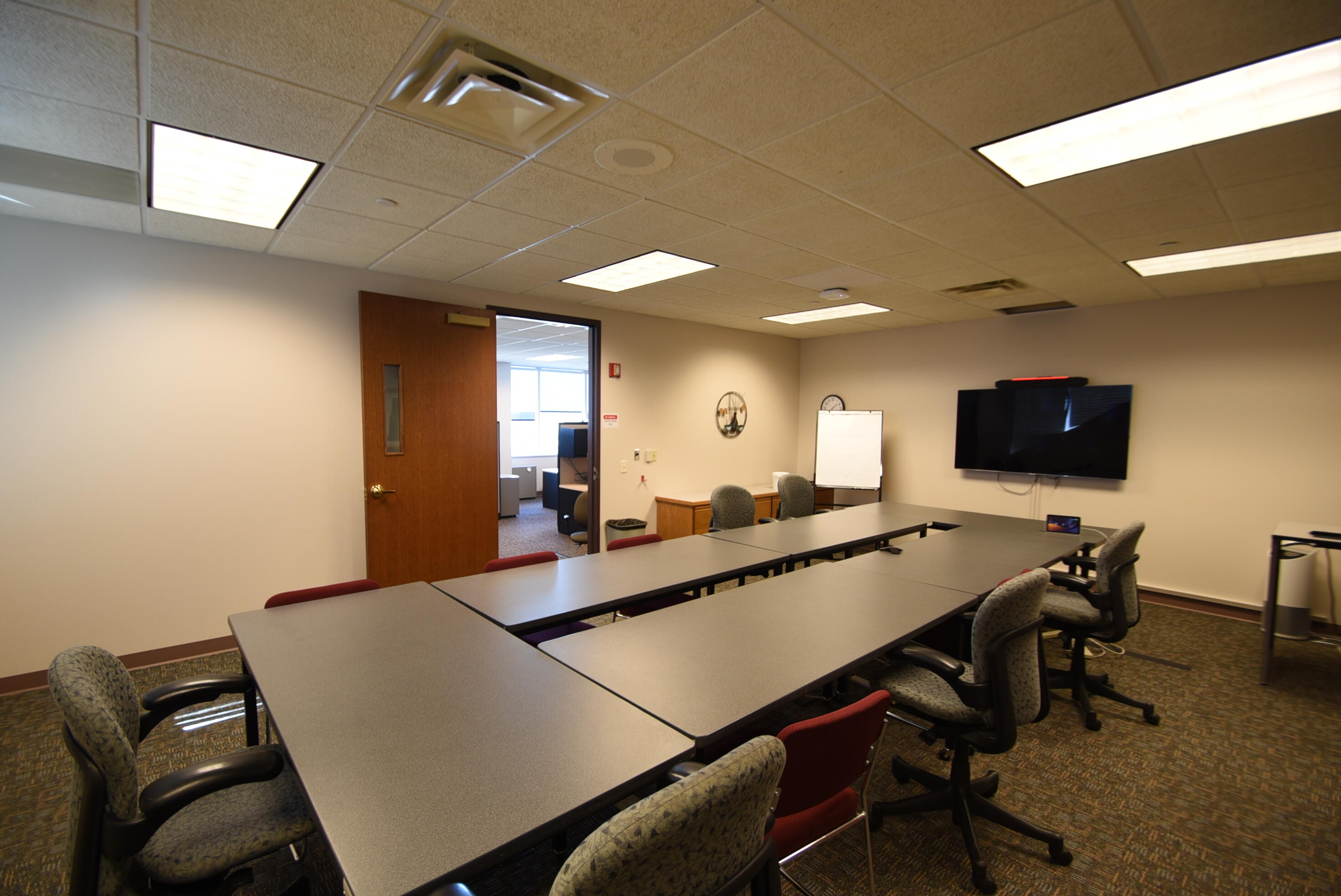 2000 44th Street S Property Photo 4