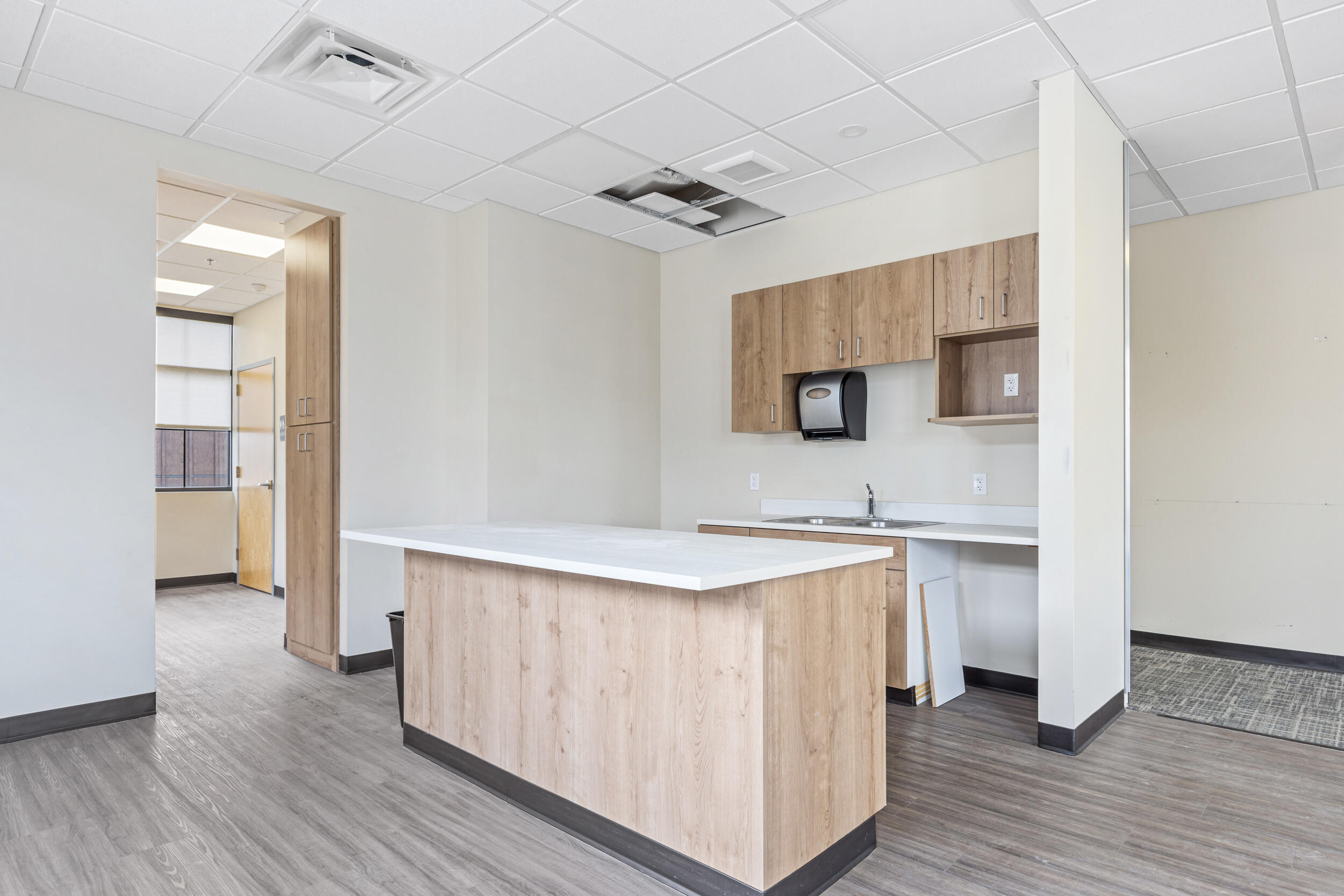 505 32nd Avenue E Property Photo 6