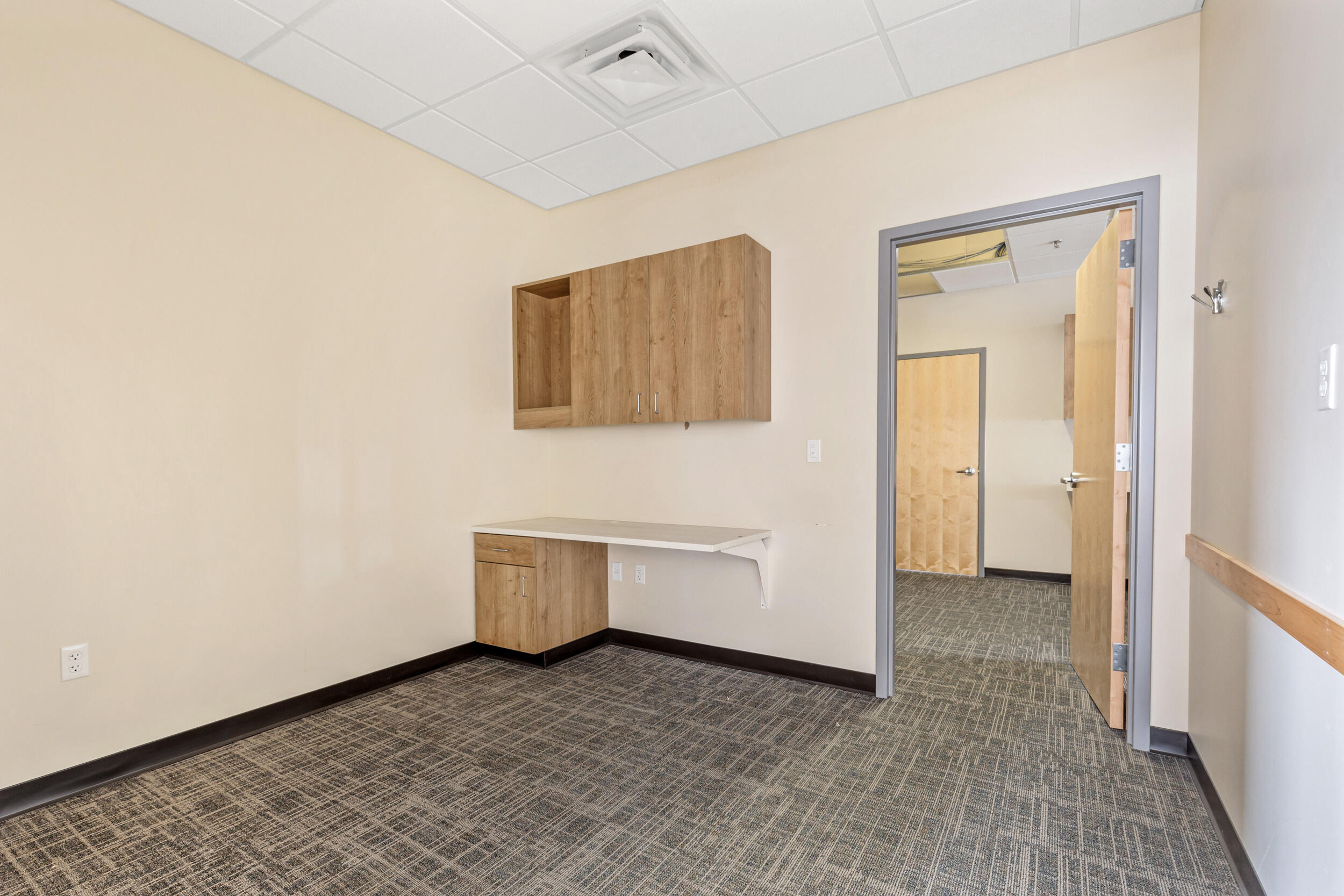 505 32nd Avenue E Property Photo 11