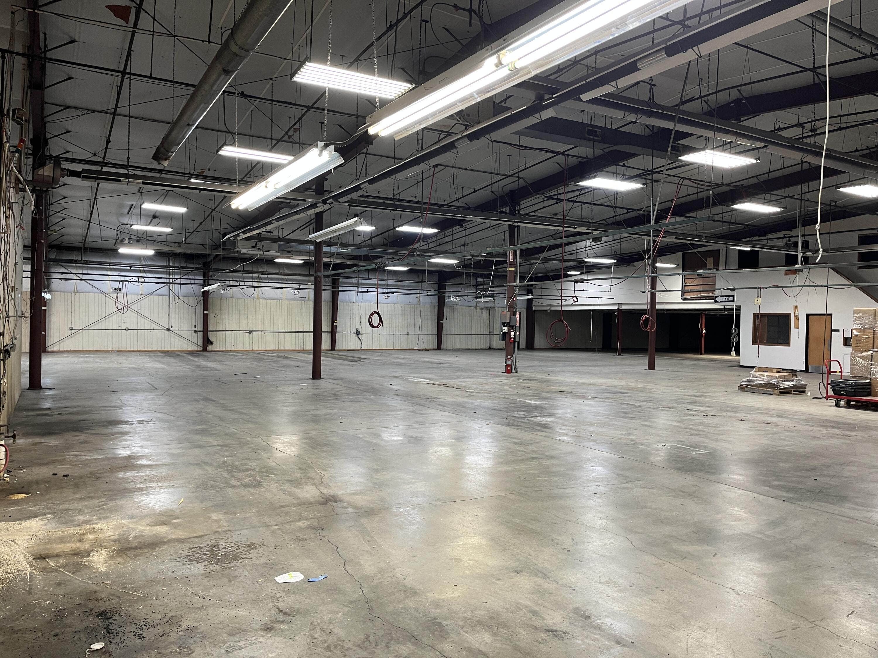 1402 43 Street N Property Photo 8