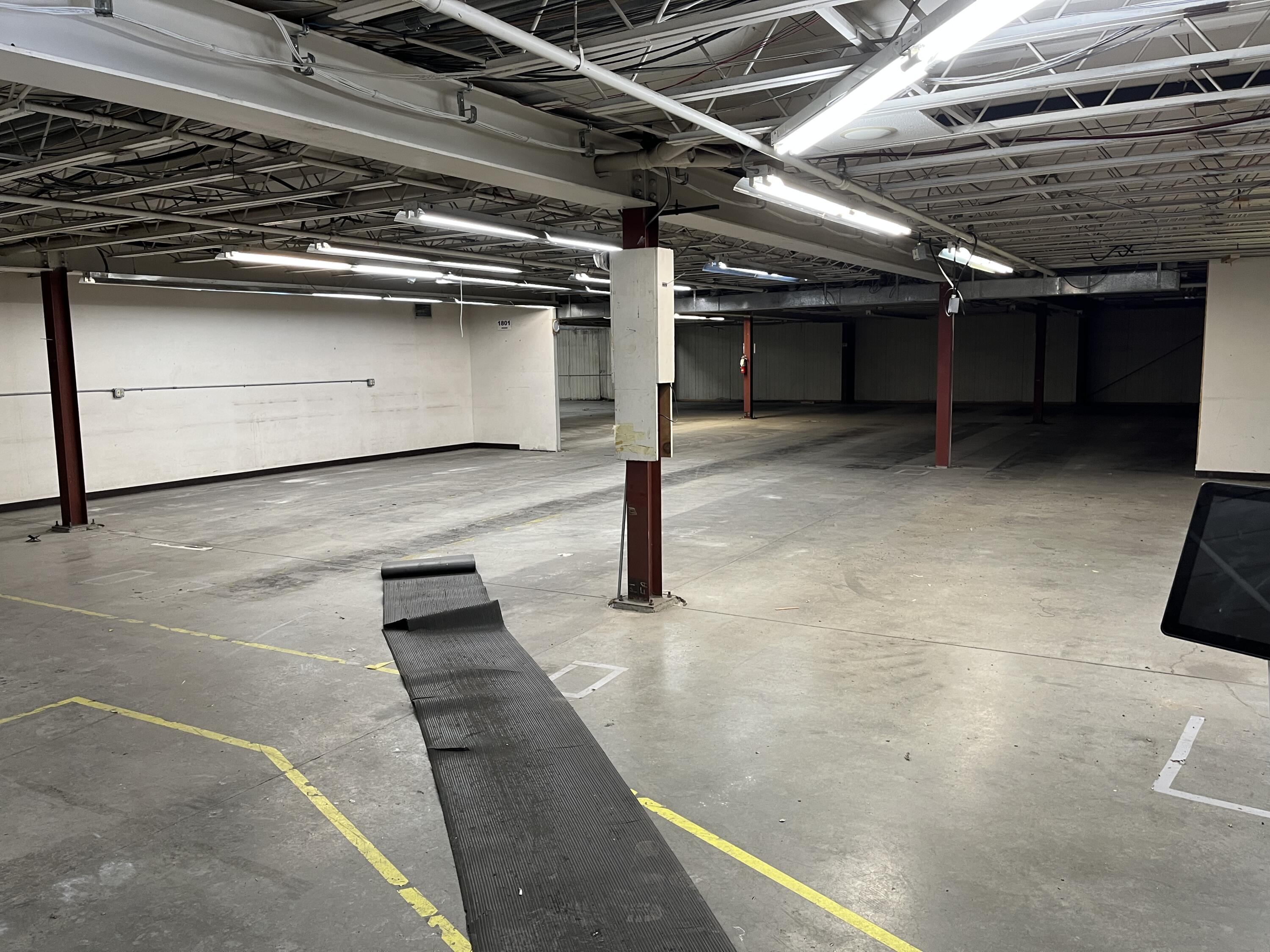 1402 43 Street N Property Photo 10