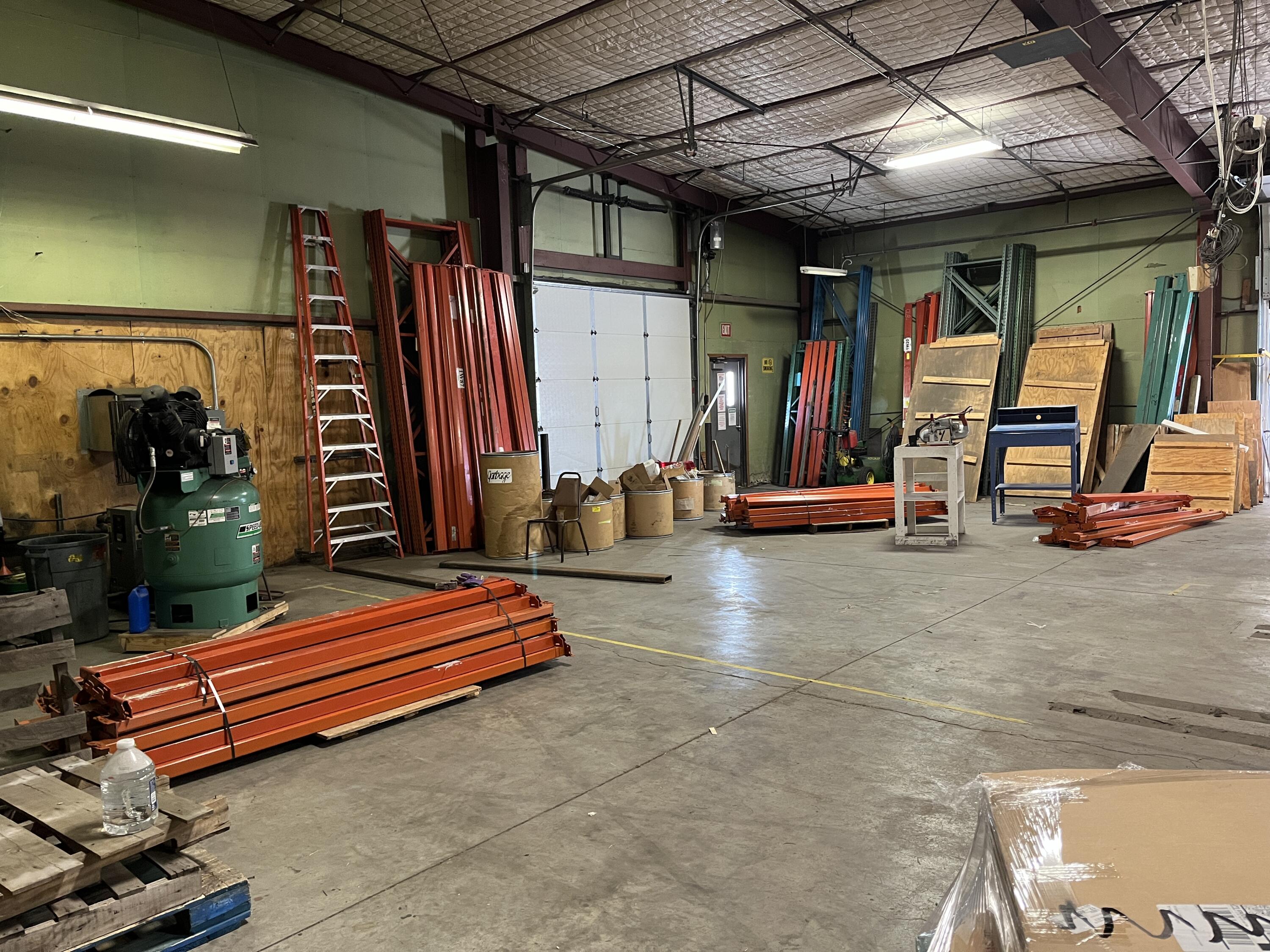 1402 43 Street N Property Photo 11