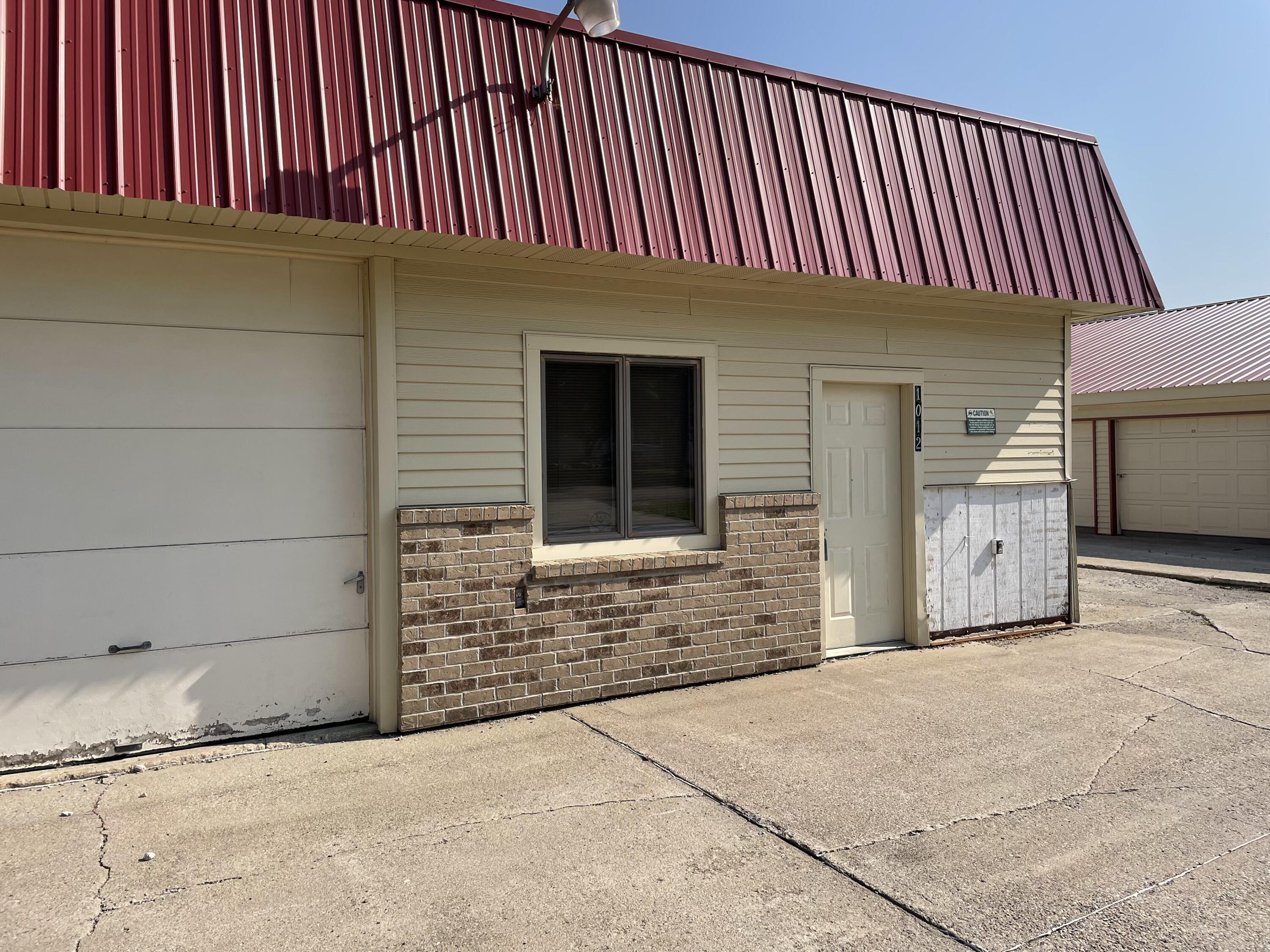 1012 18 Avenue N Property Photo 3