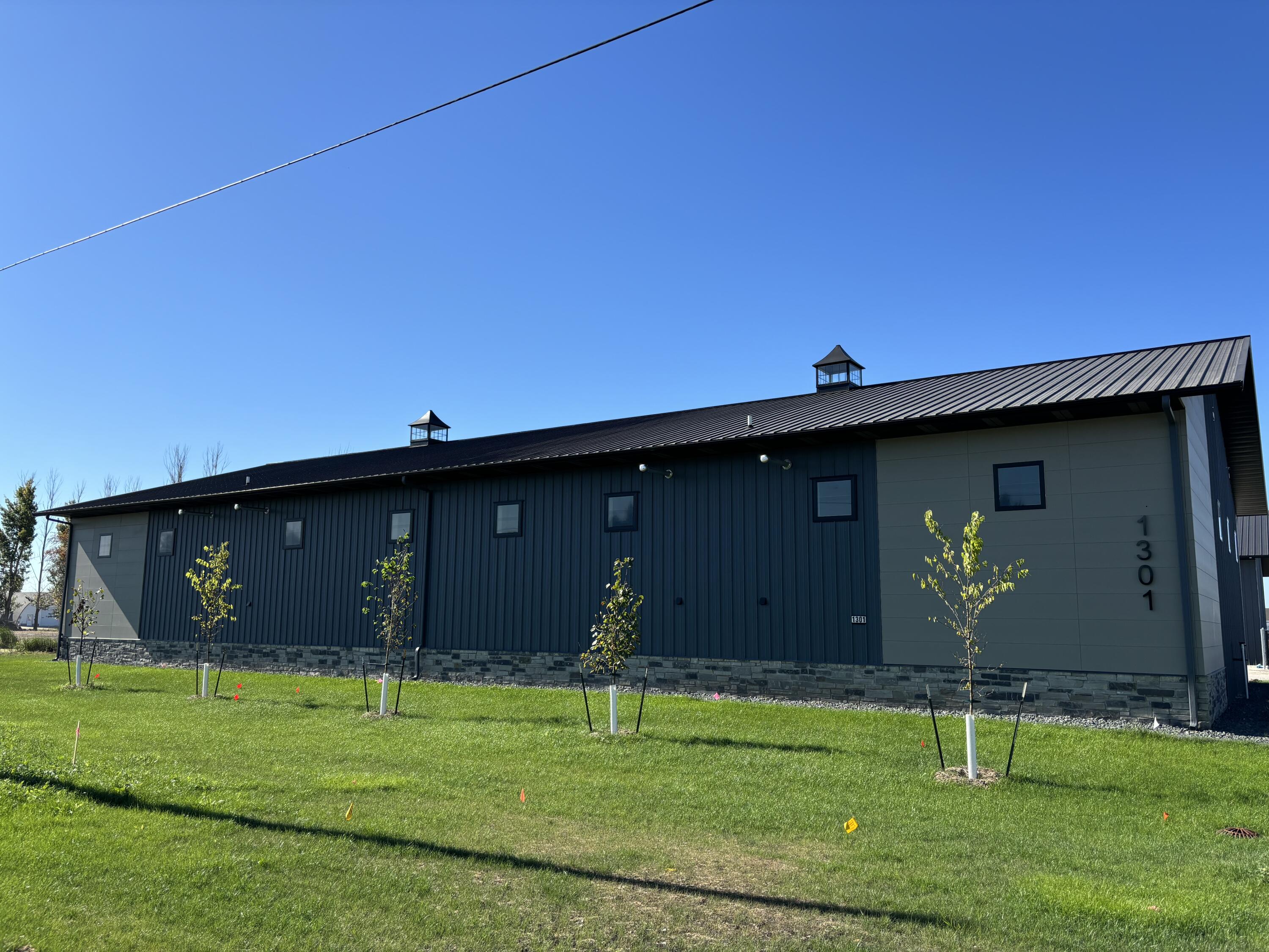 1301 Main Avenue Se Property Photo 4