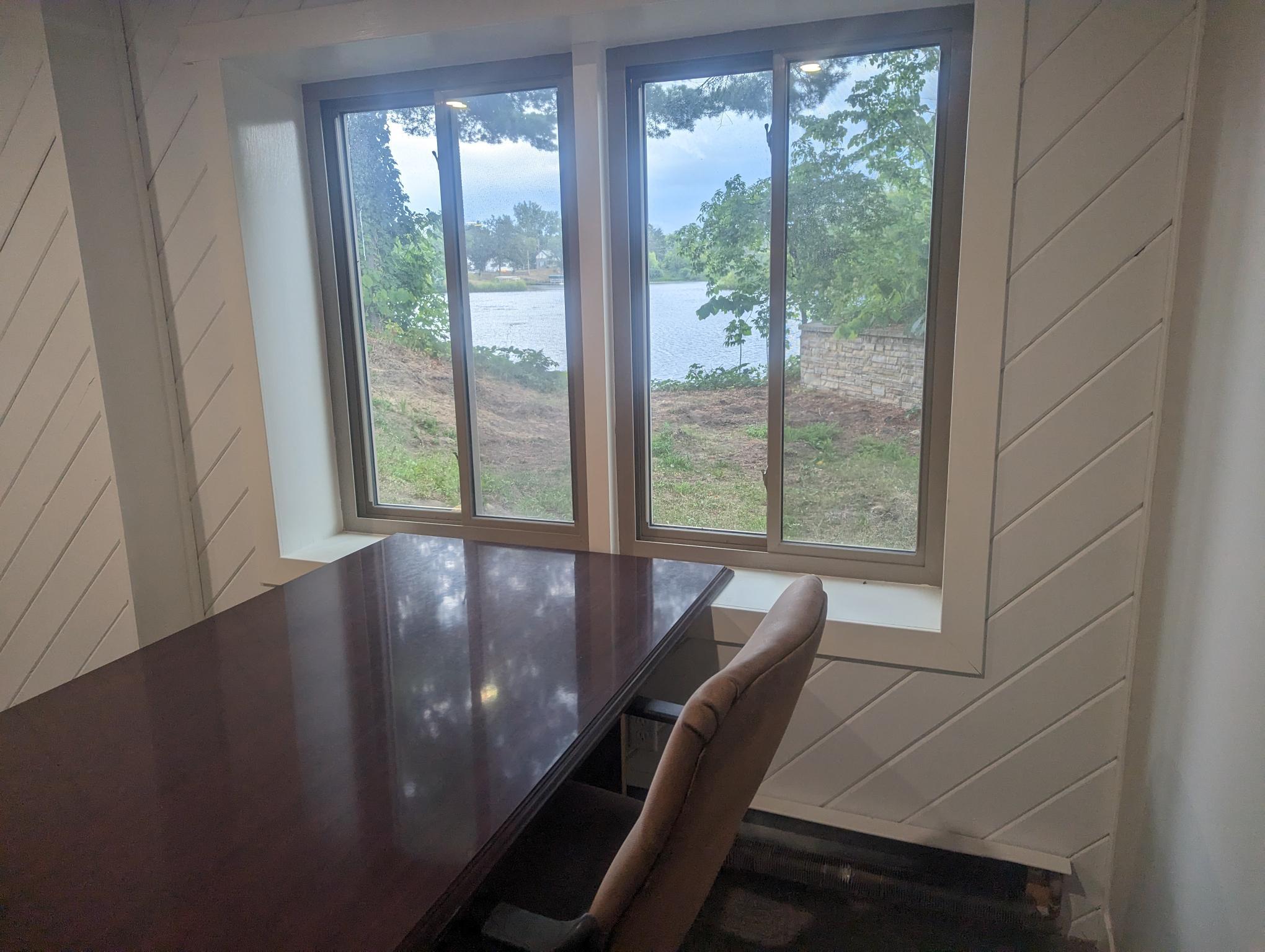 201 1st St E Property Photo 13