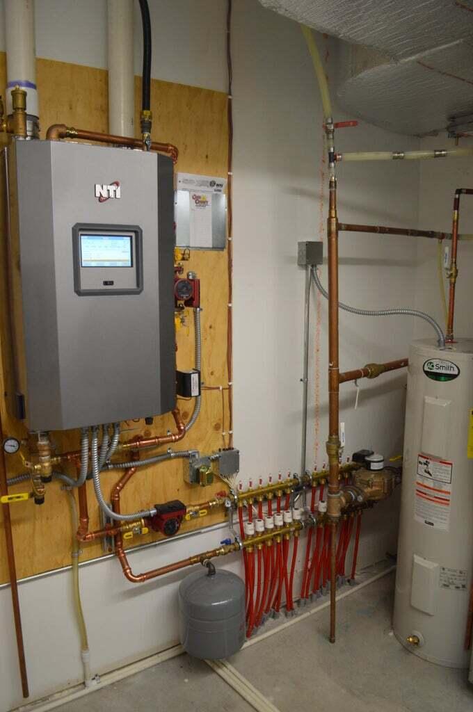 2528 Main Avenue W Property Photo 18