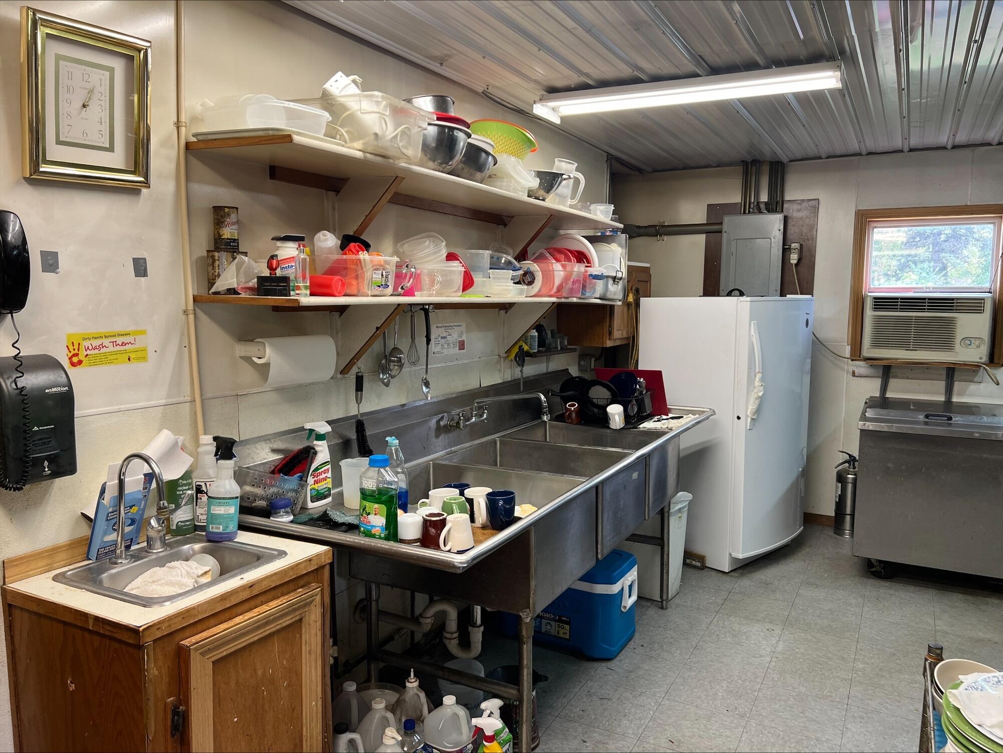 215 4th Ave Property Photo 4