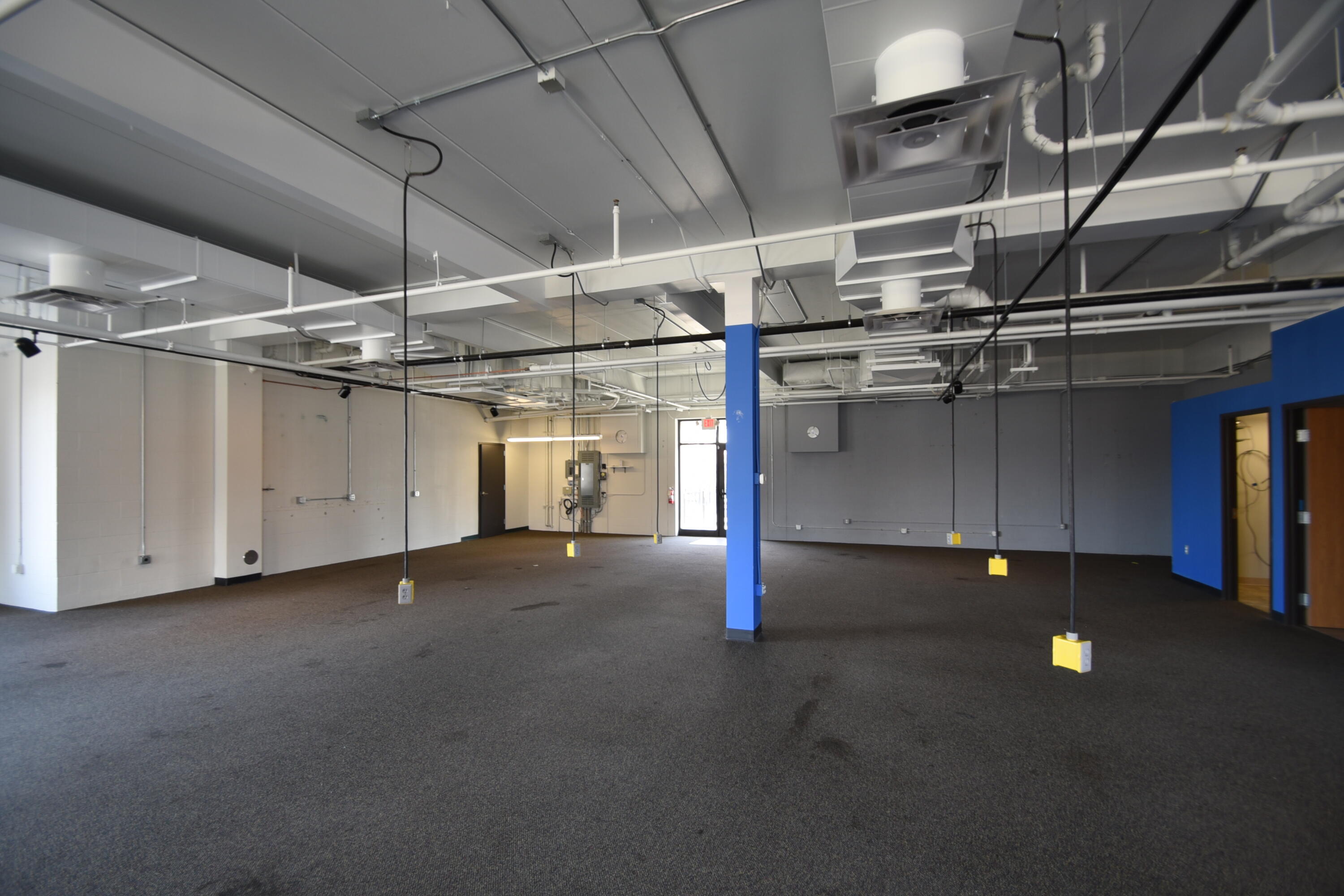 1142 17th Street N Property Photo 3