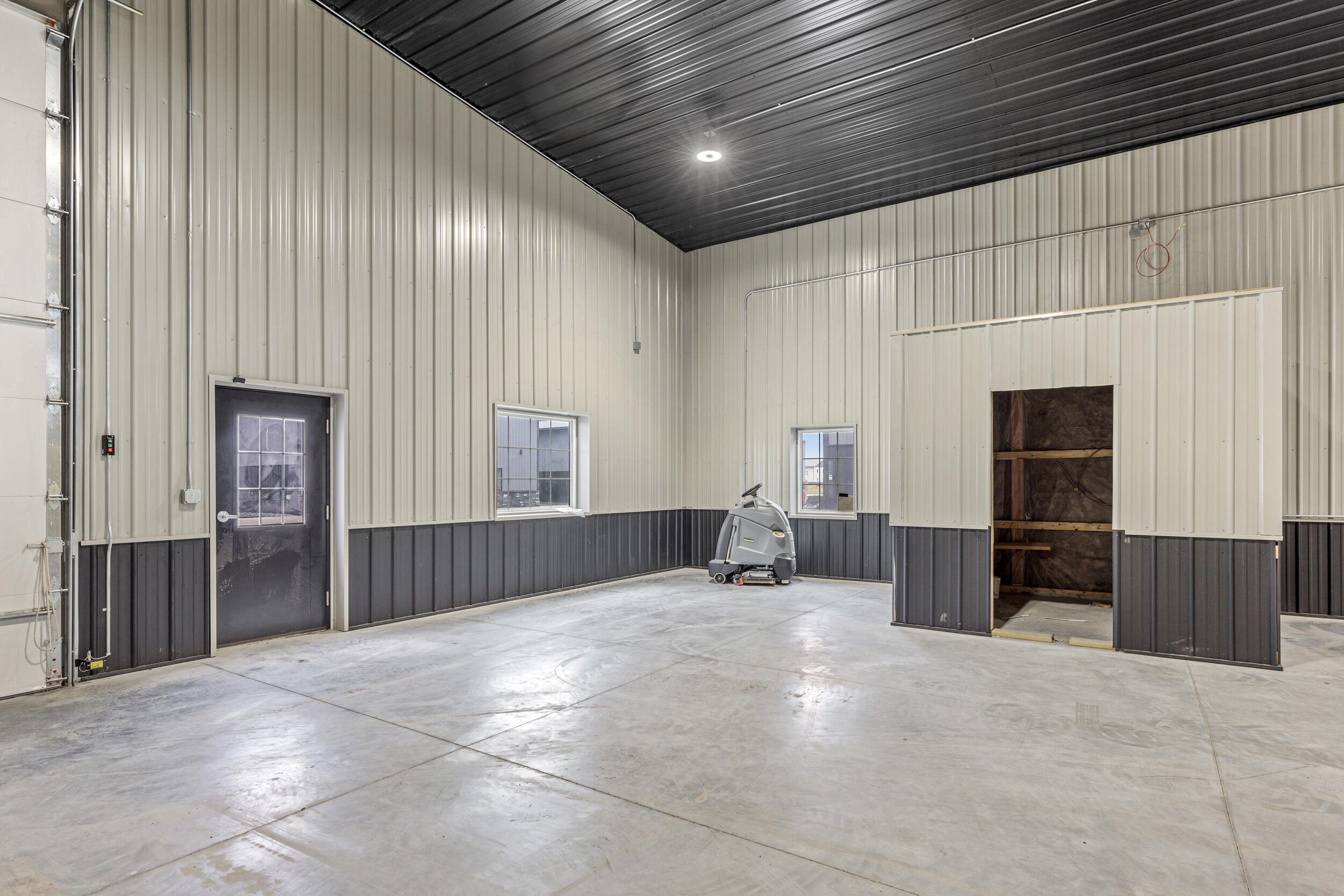 990 You Betcha #15 Drive Property Photo 4