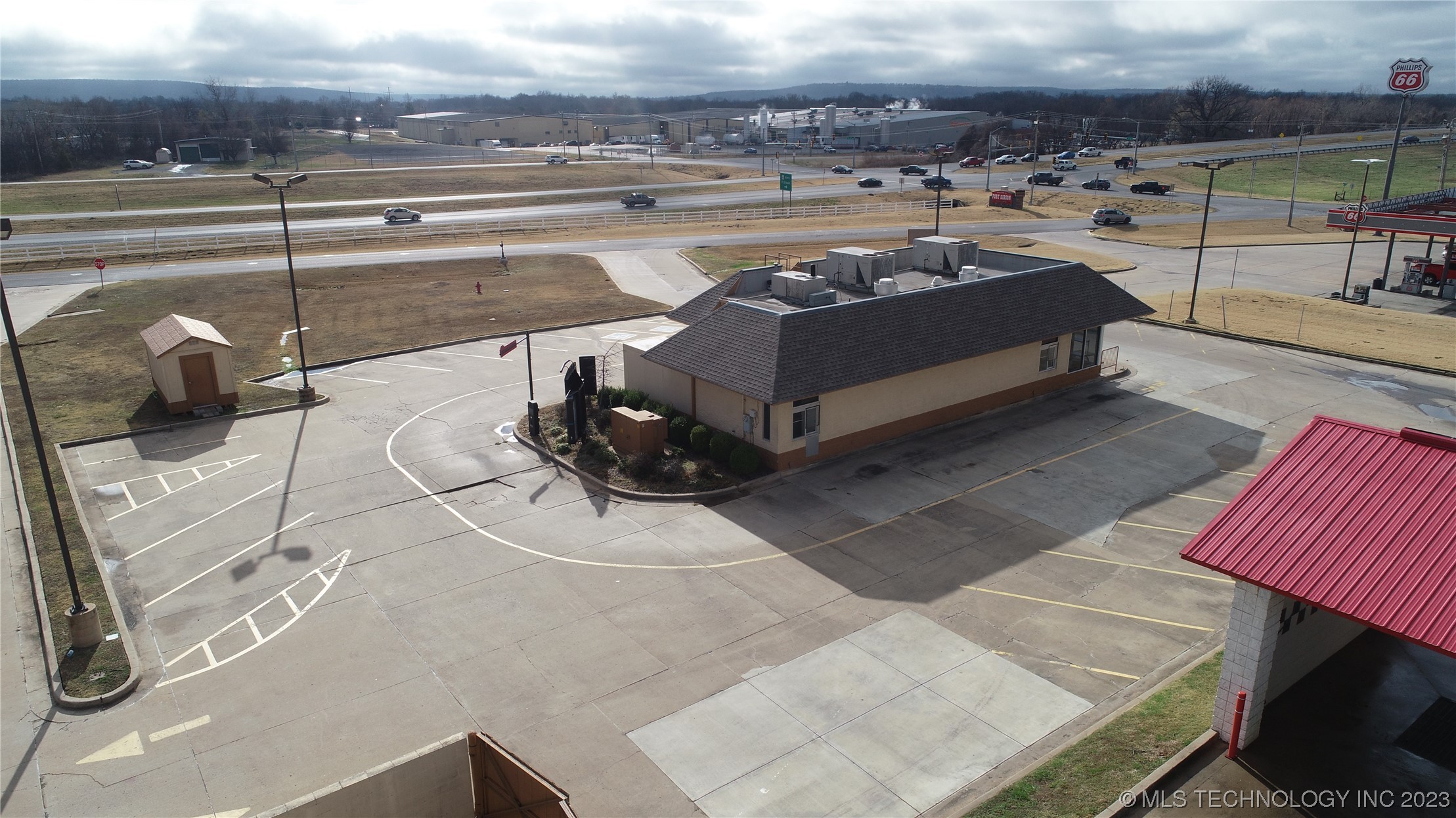 920 S Ross Street Property Photo 8