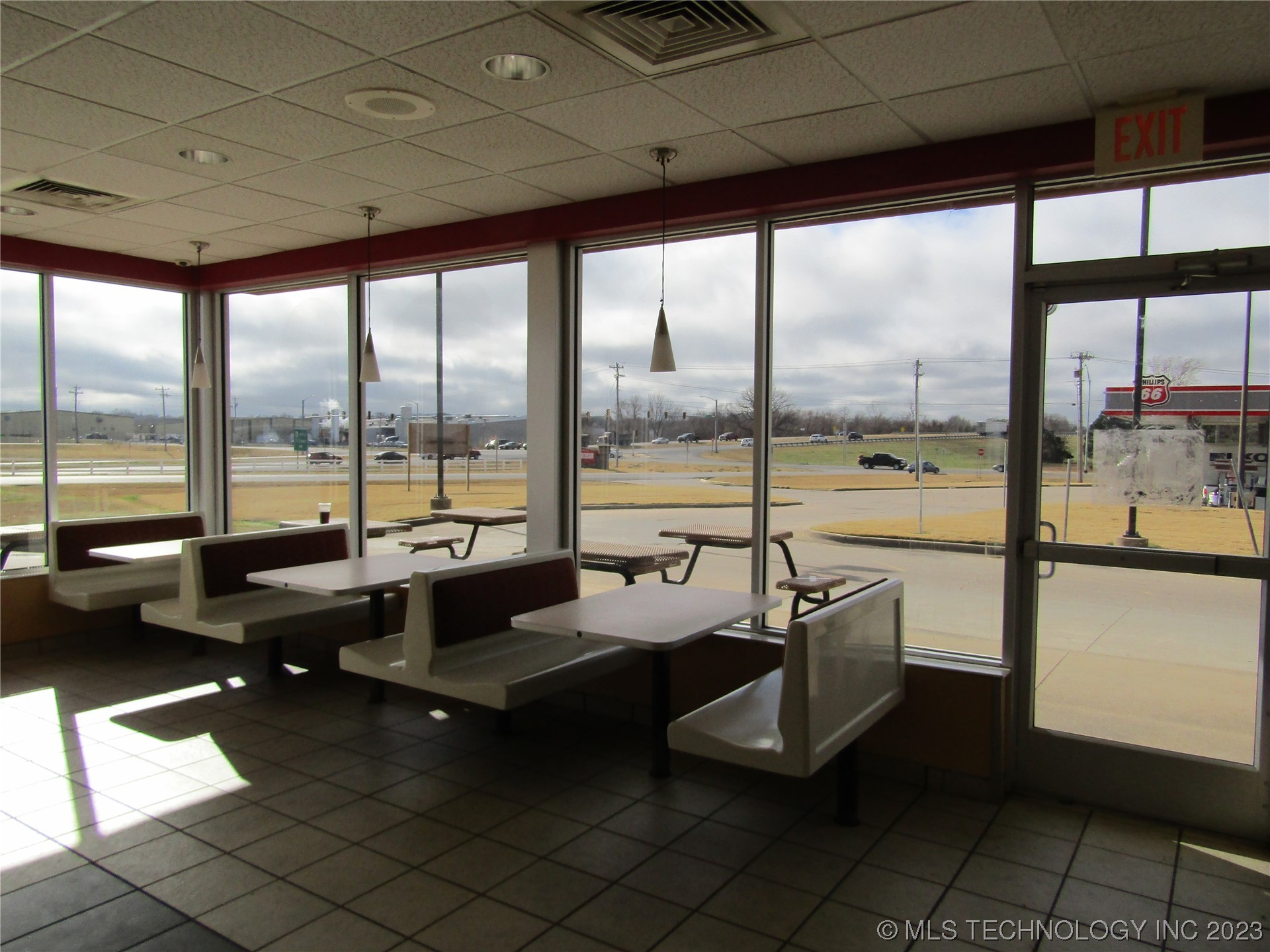 920 S Ross Street Property Photo 14