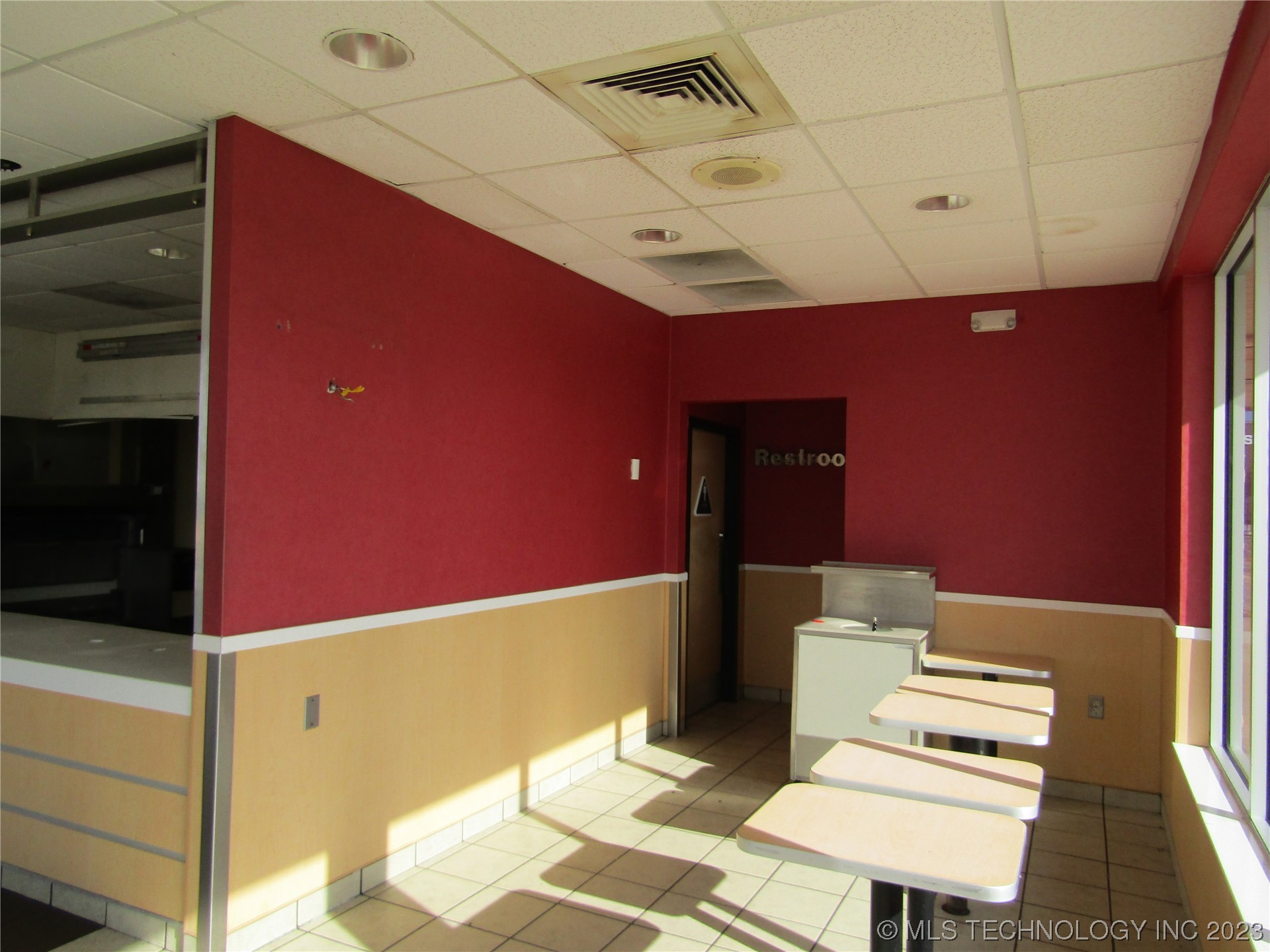 920 S Ross Street Property Photo 15