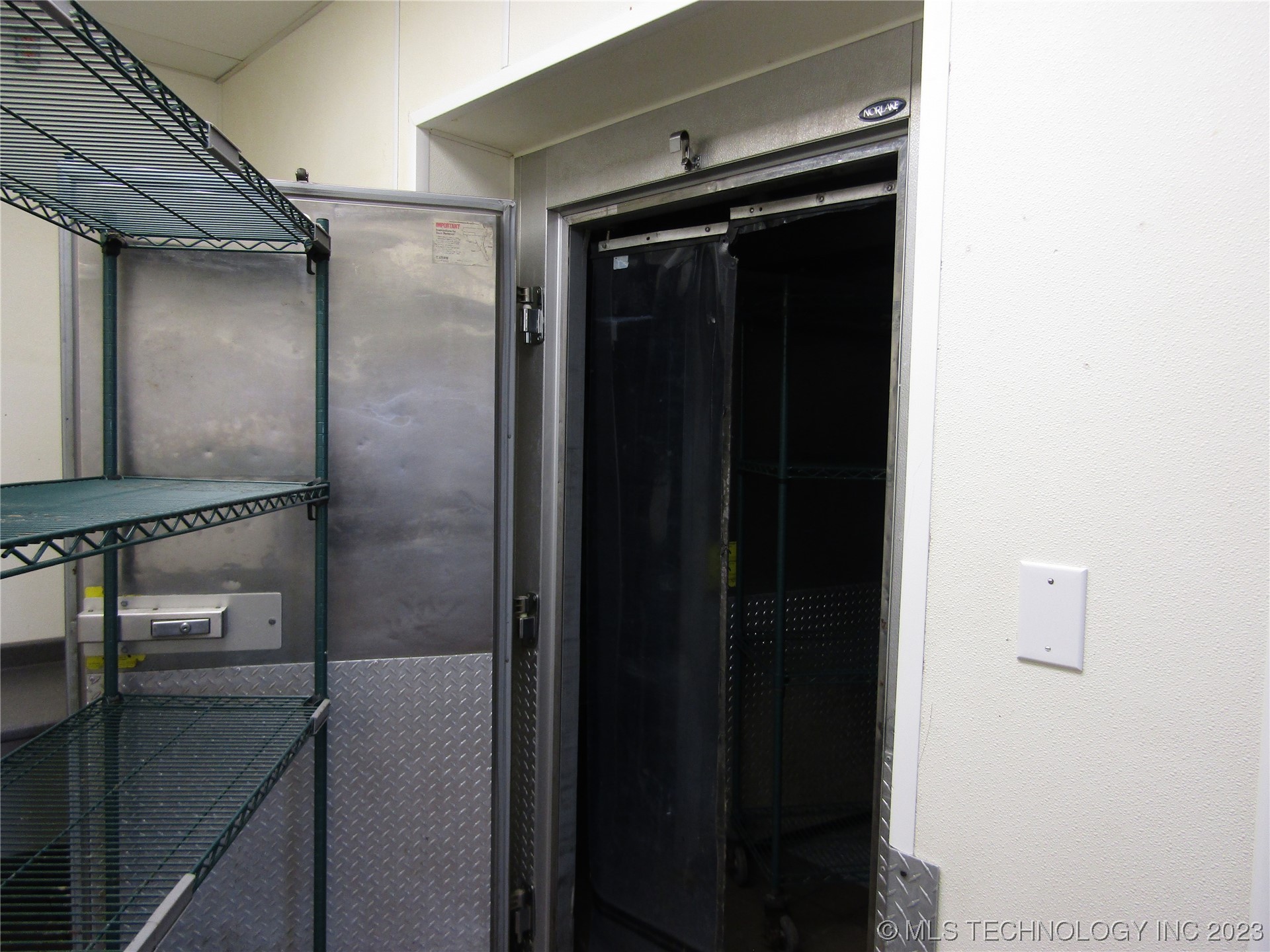 920 S Ross Street Property Photo 24