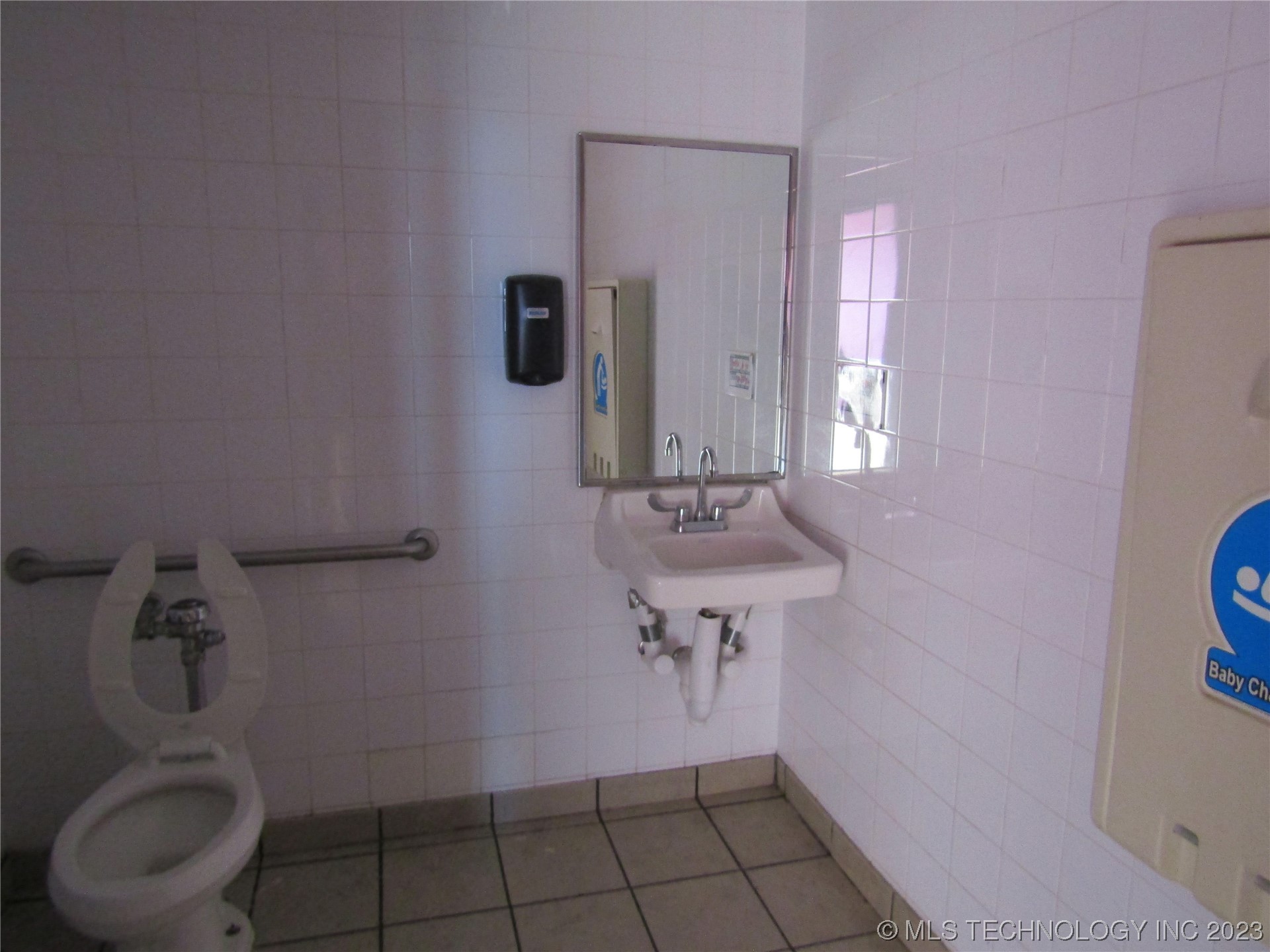 920 S Ross Street Property Photo 30