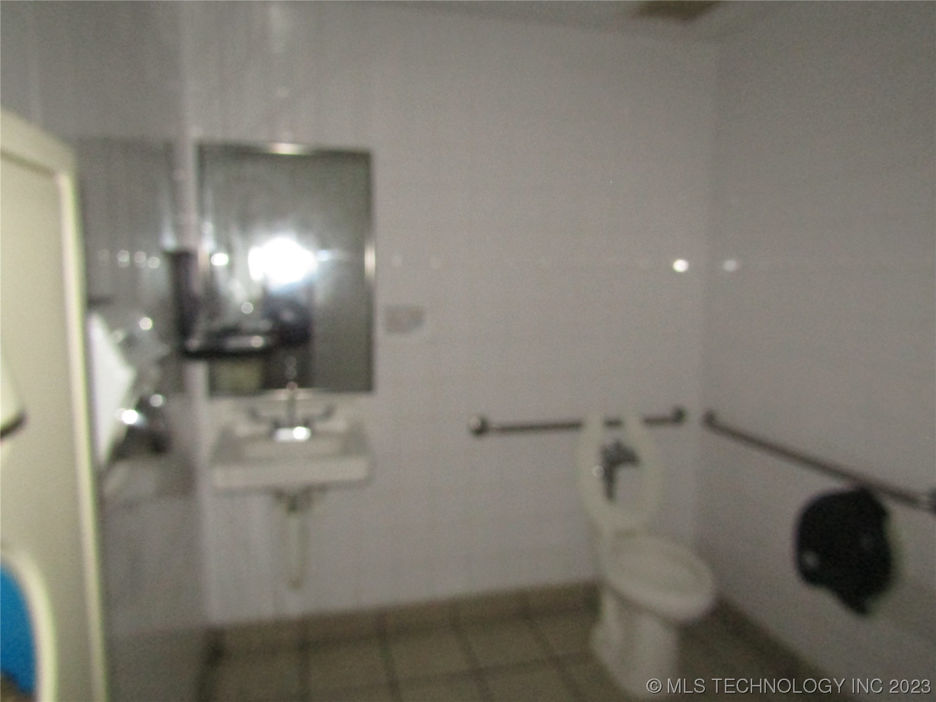 920 S Ross Street Property Photo 32