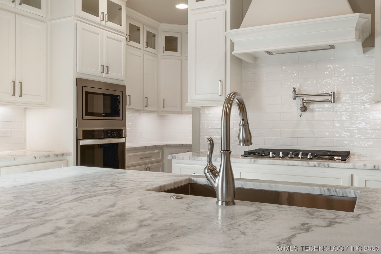 5310 E 126th Street S Property Photo 9